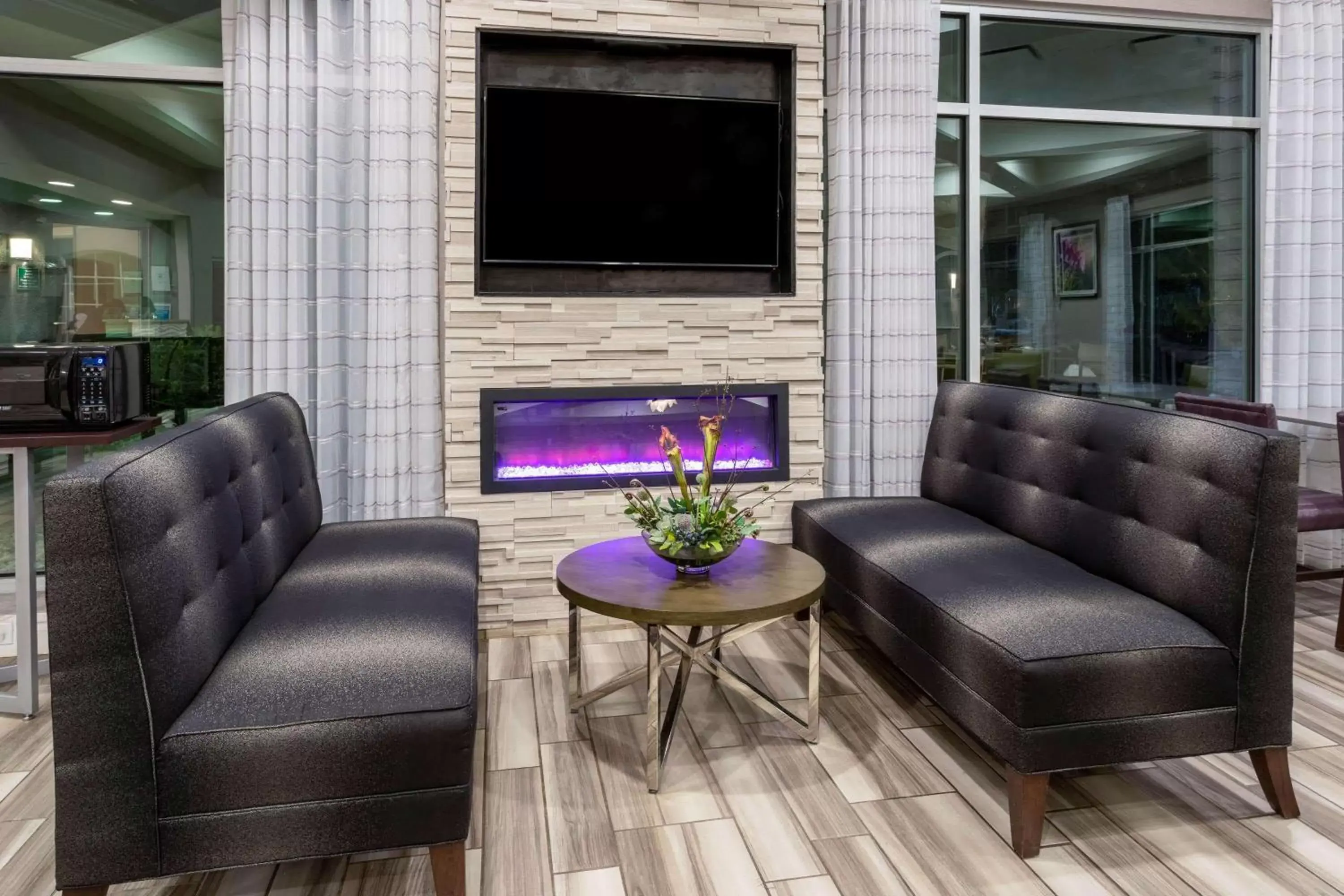 Lobby or reception, Seating Area in La Quinta by Wyndham Denver Boulder - Louisville