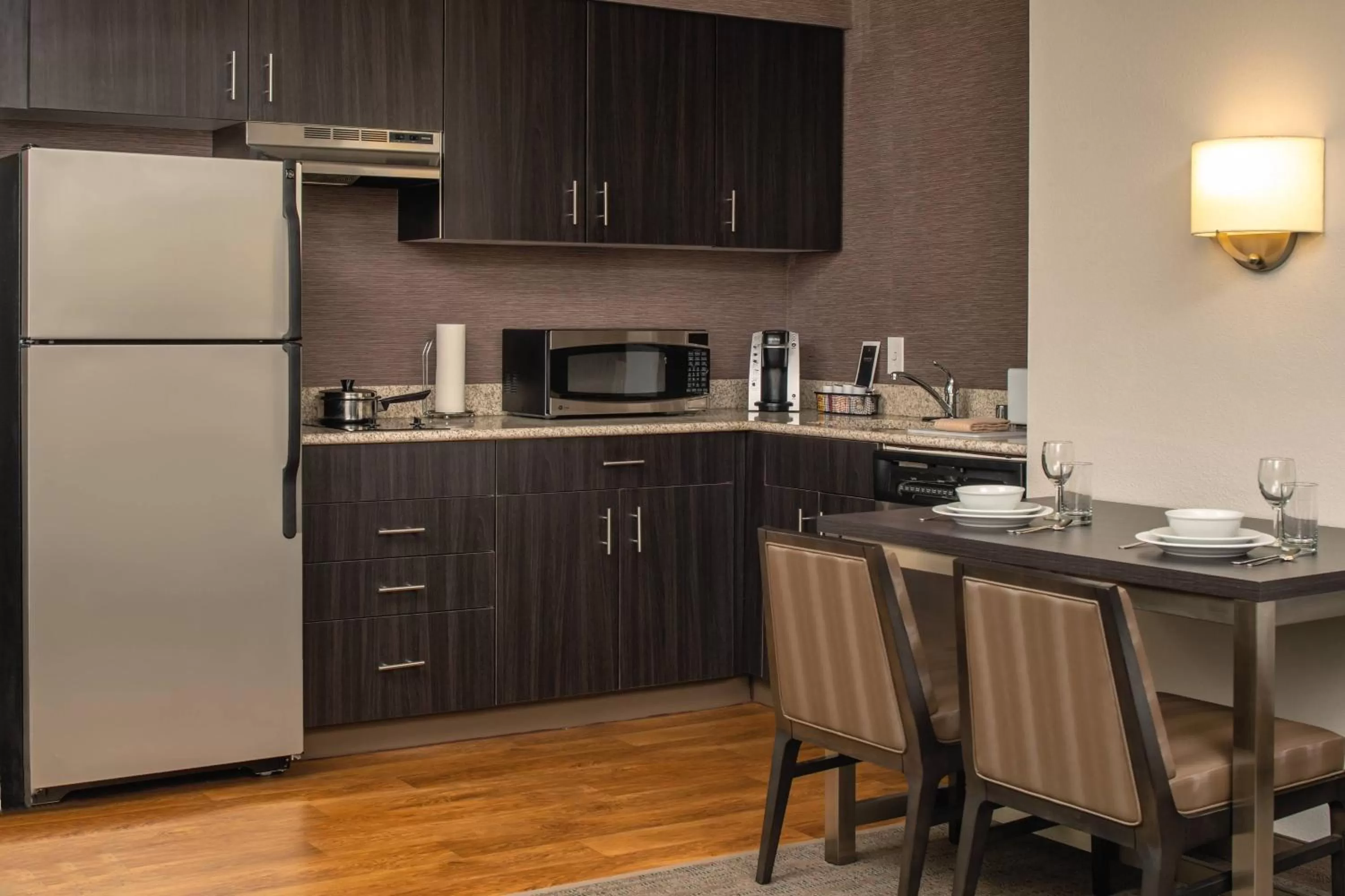Kitchen or kitchenette in Residence Inn Seattle East/Redmond