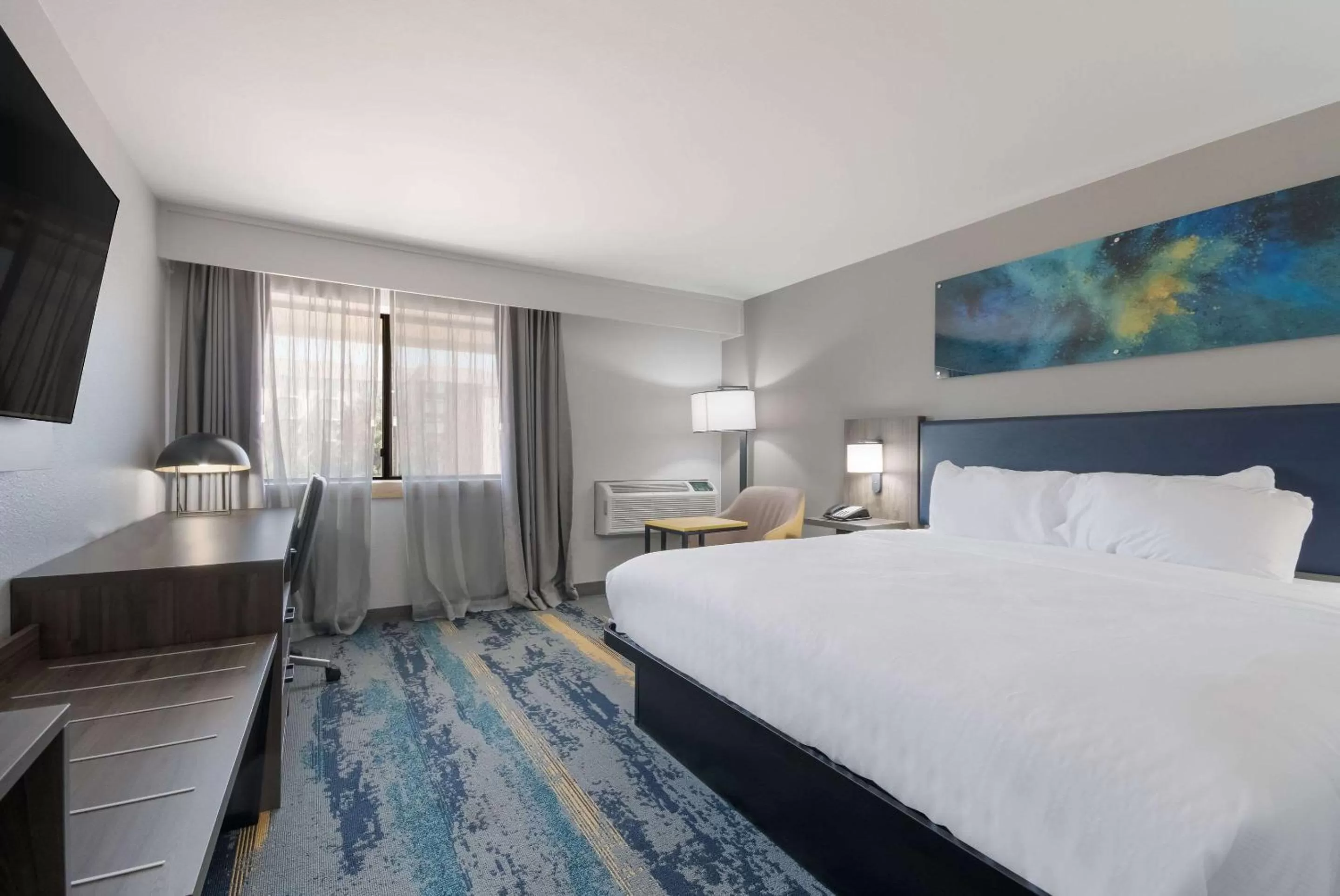 Bedroom, Bed in Clarion Pointe OKC Airport