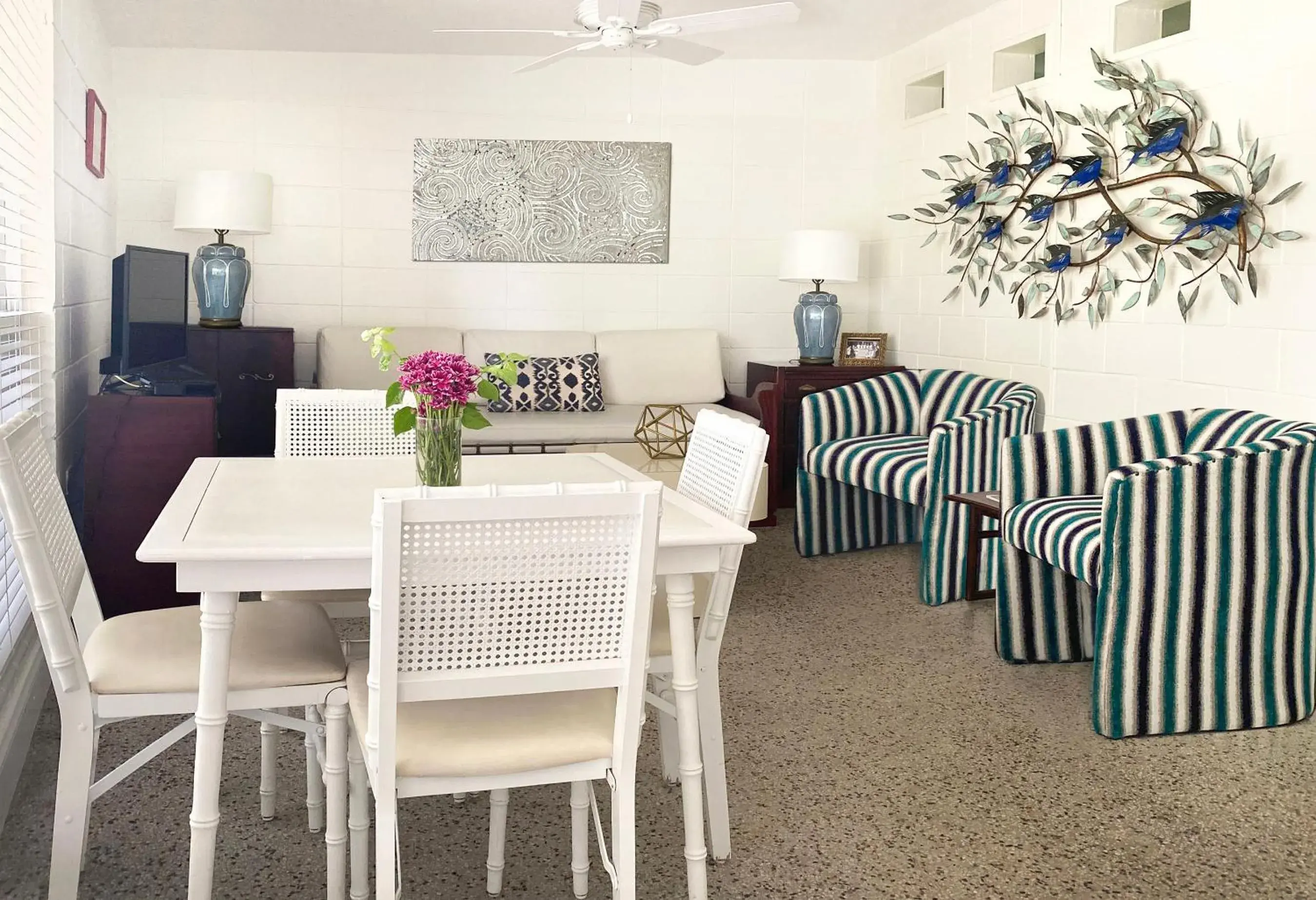 Seating Area in South Beach Place - Vero Beach