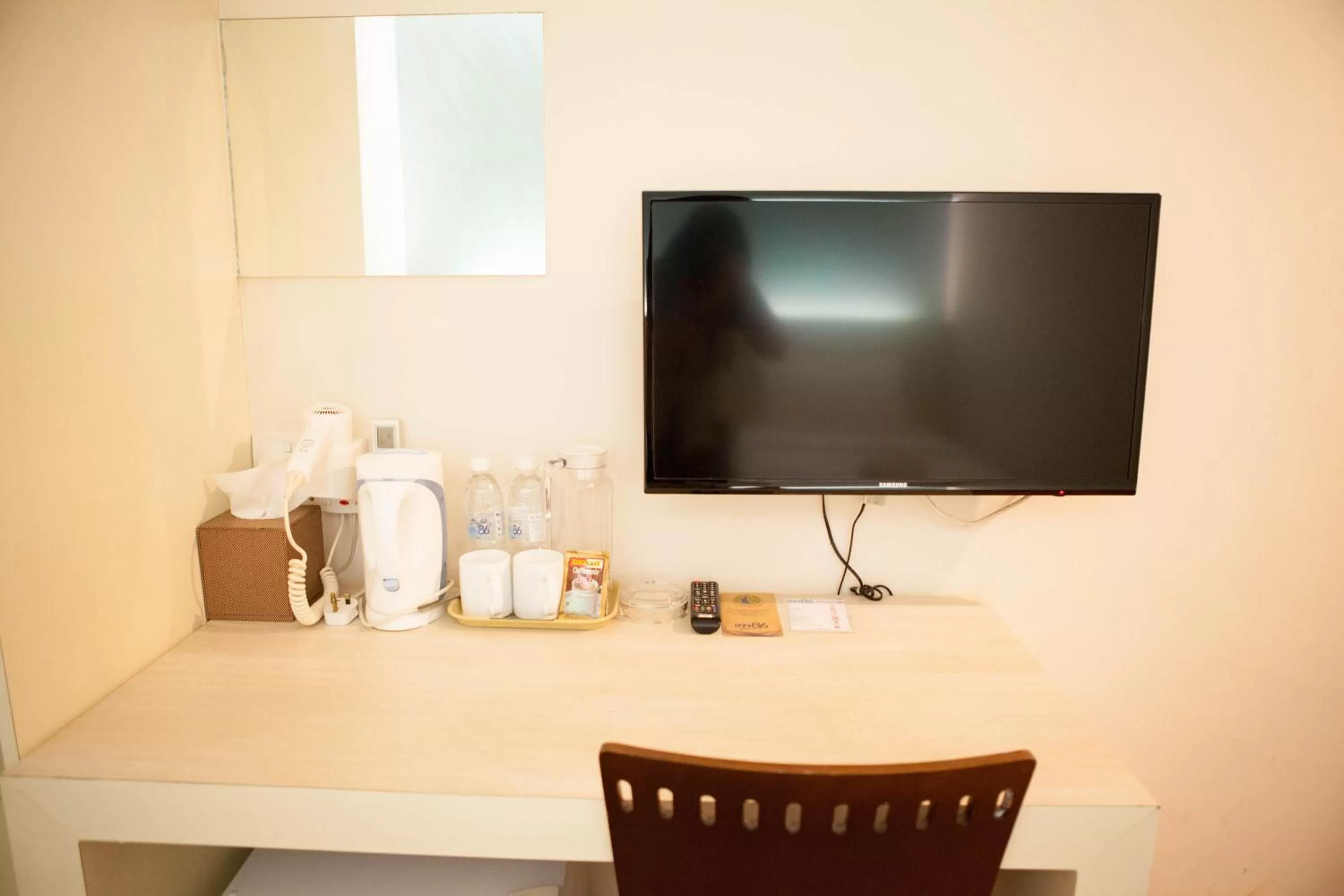 Coffee/tea facilities in Inn86