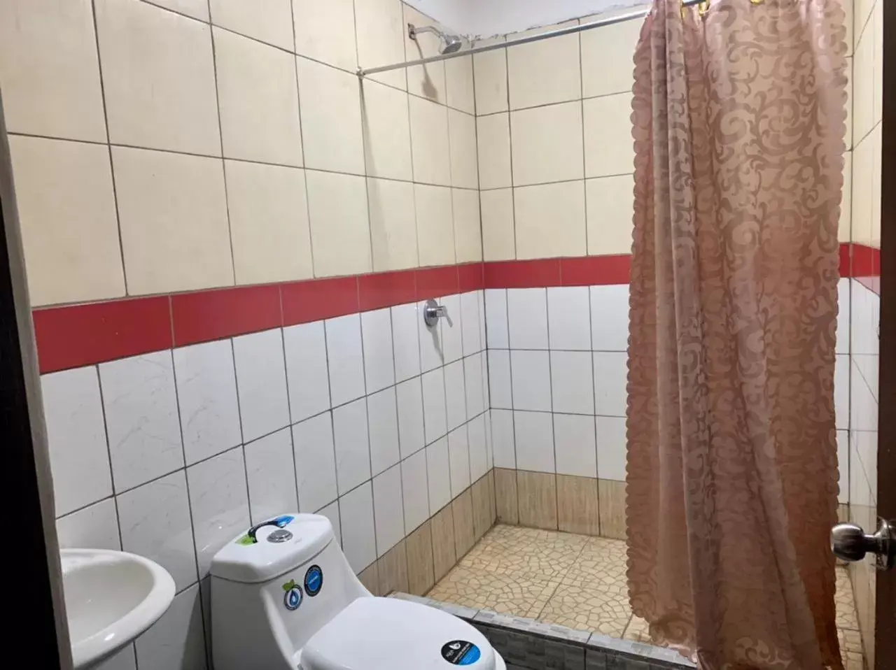 Bathroom in La Fortuna Roja