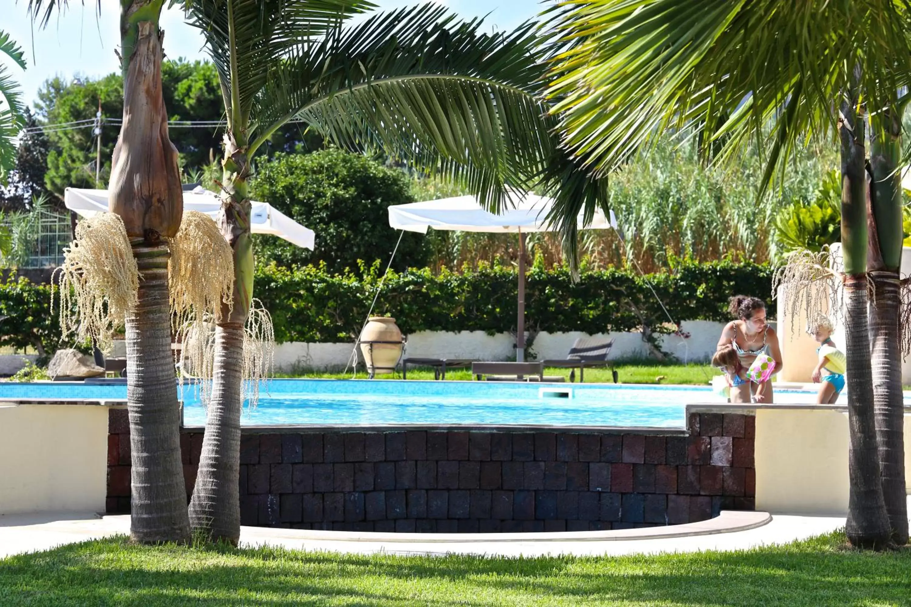 People, Swimming Pool in Residence Hotel La Giara