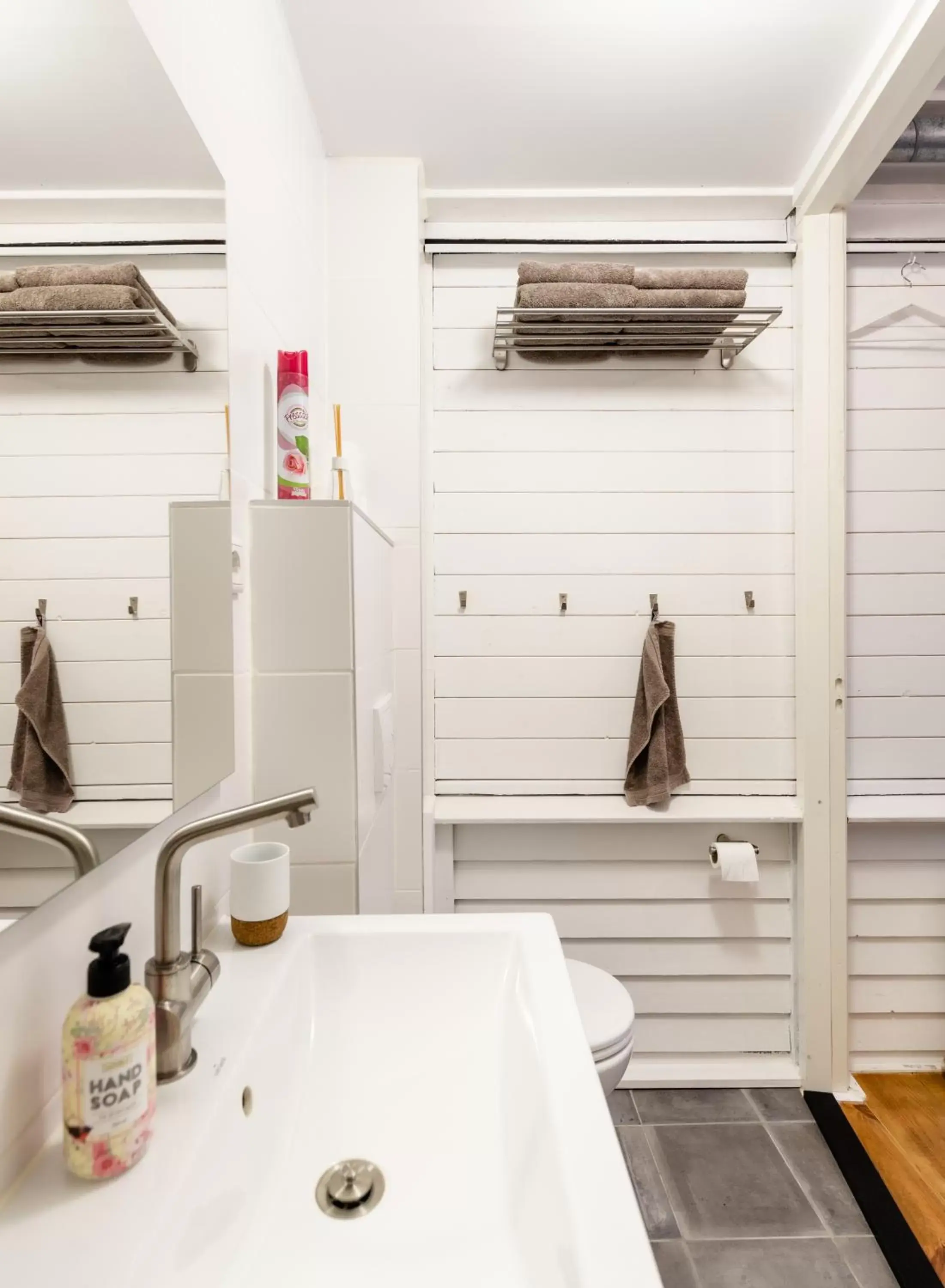 Bathroom in The Cabin at Zwolle Centraal