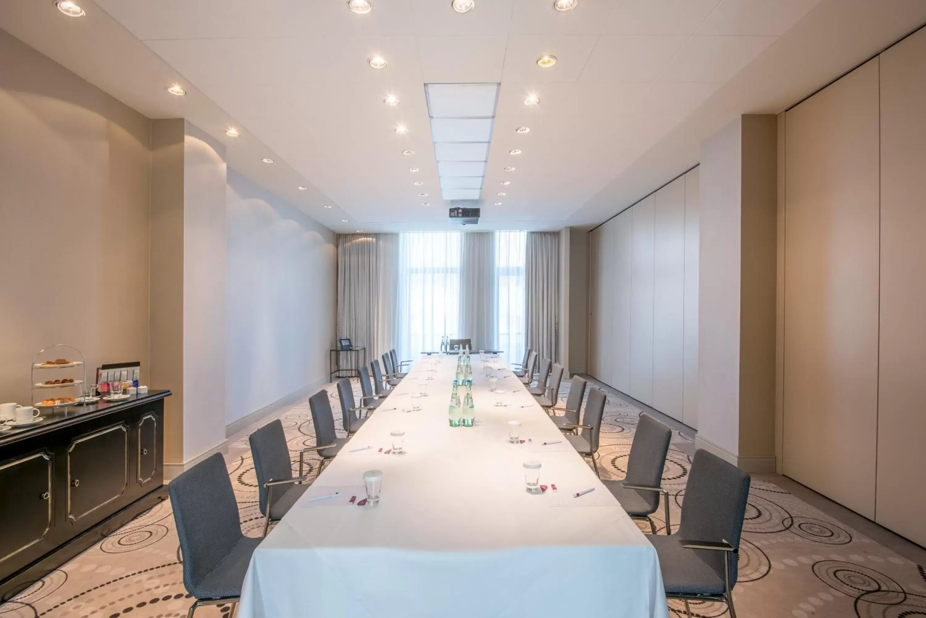 Meeting/conference room, Business Area/Conference Room in Crowne Plaza Berlin - Potsdamer Platz, an IHG Hotel