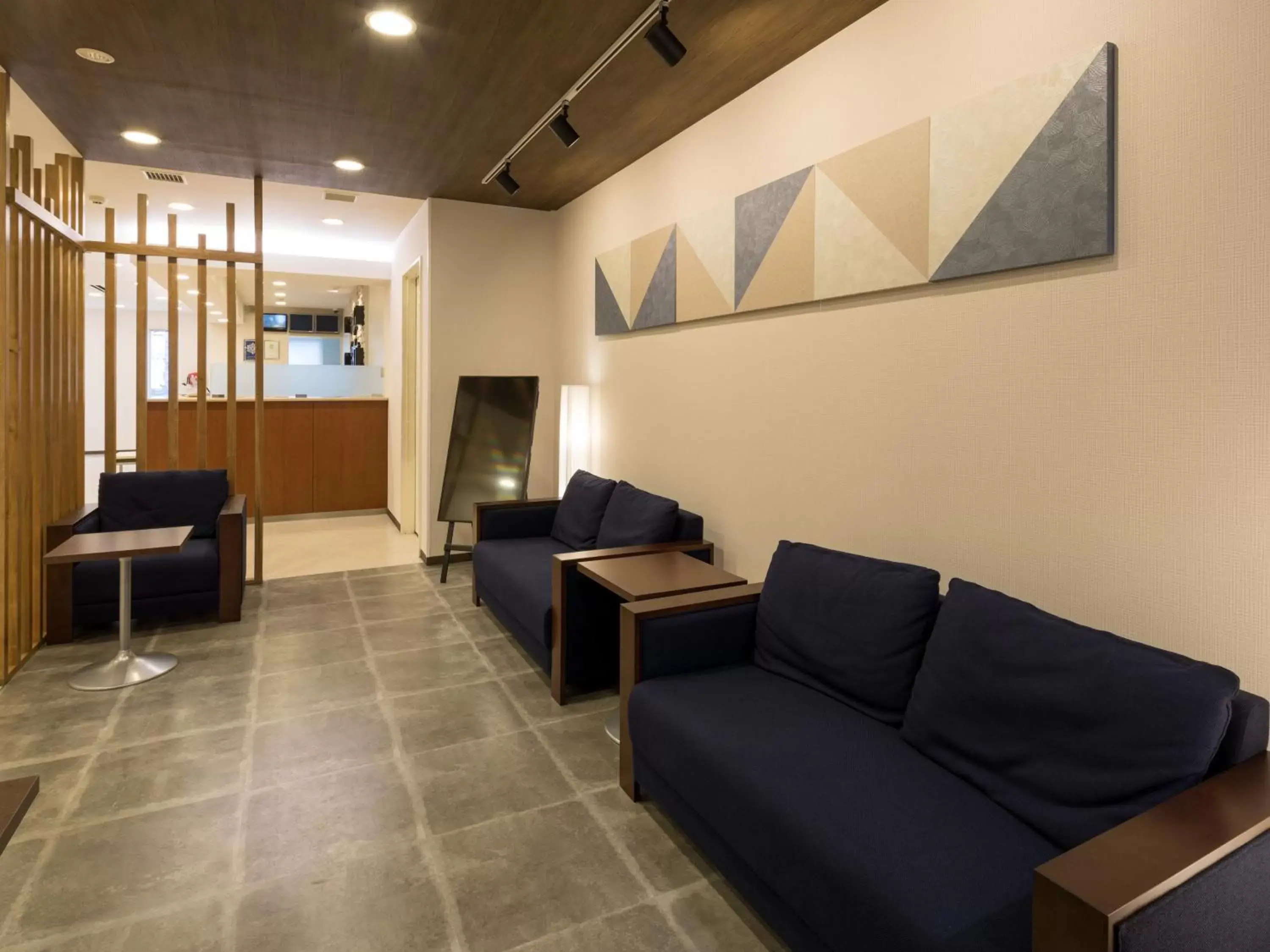 Lobby or reception, Seating Area in Comfort Hotel Kumamoto Shinshigai