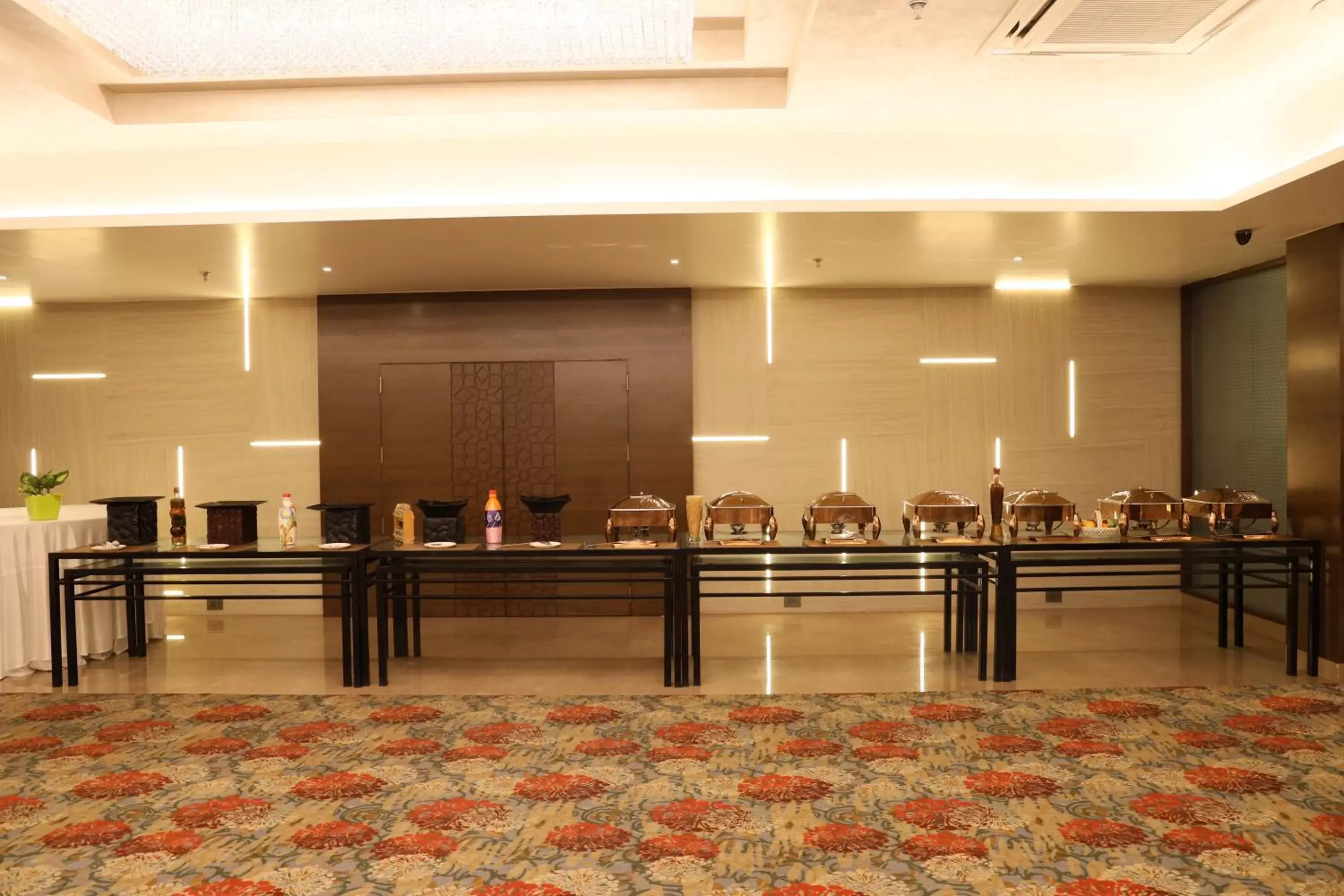 Banquet/Function facilities in Sarovar Portico Rivera Ahmedabad