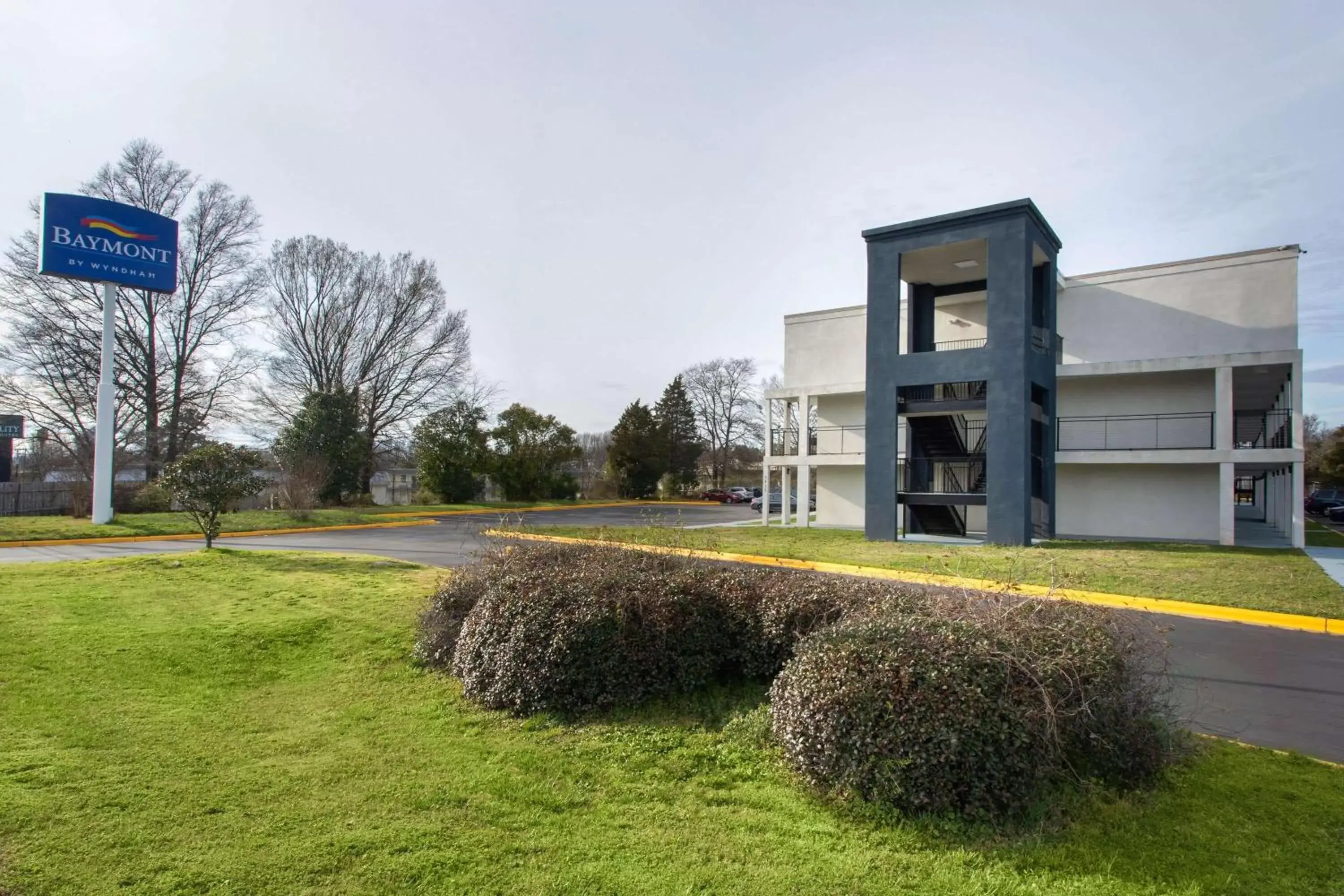 Property building, Garden in Baymont by Wyndham Charlotte University
