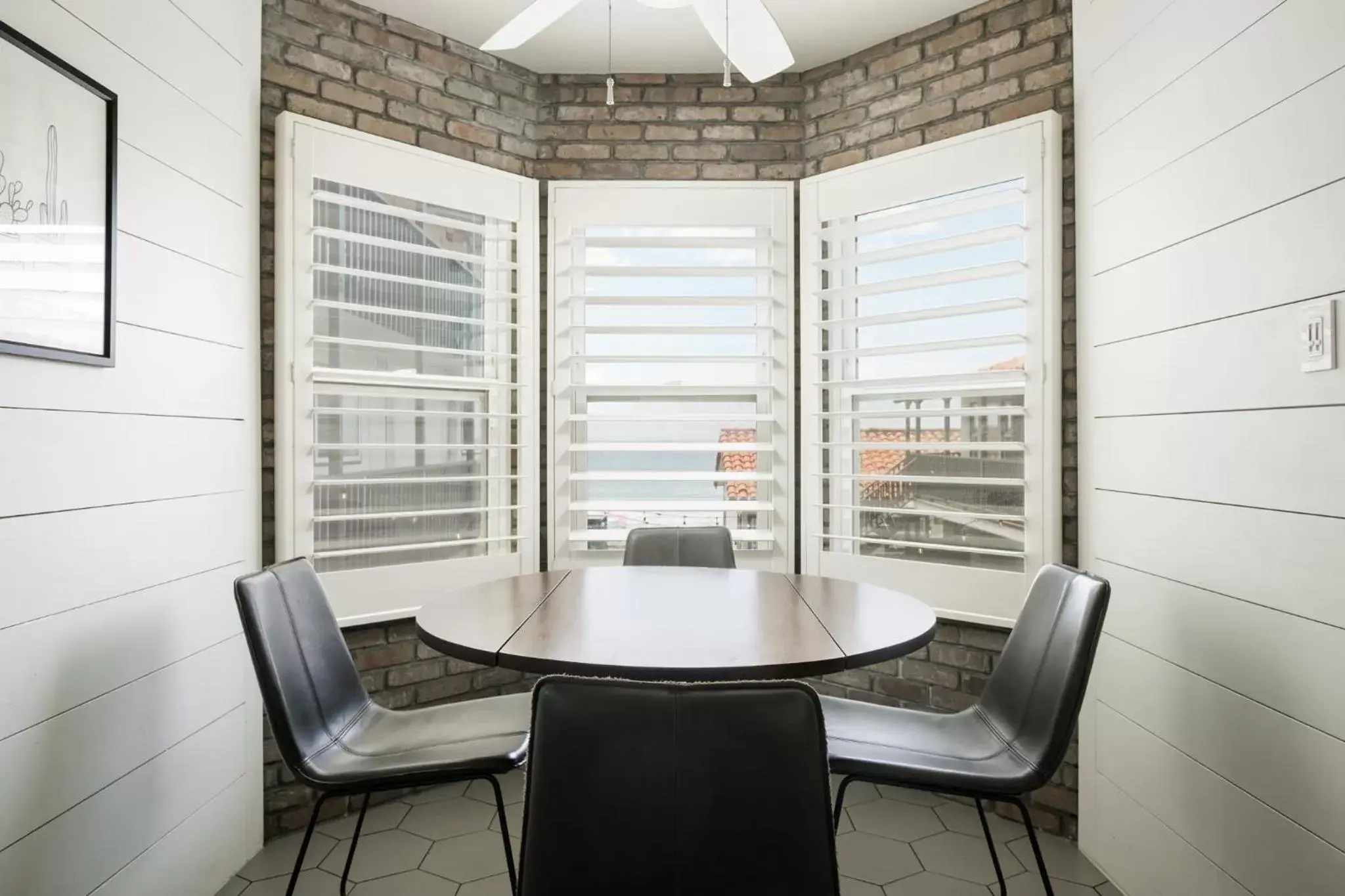 Dining Area in The Marbella