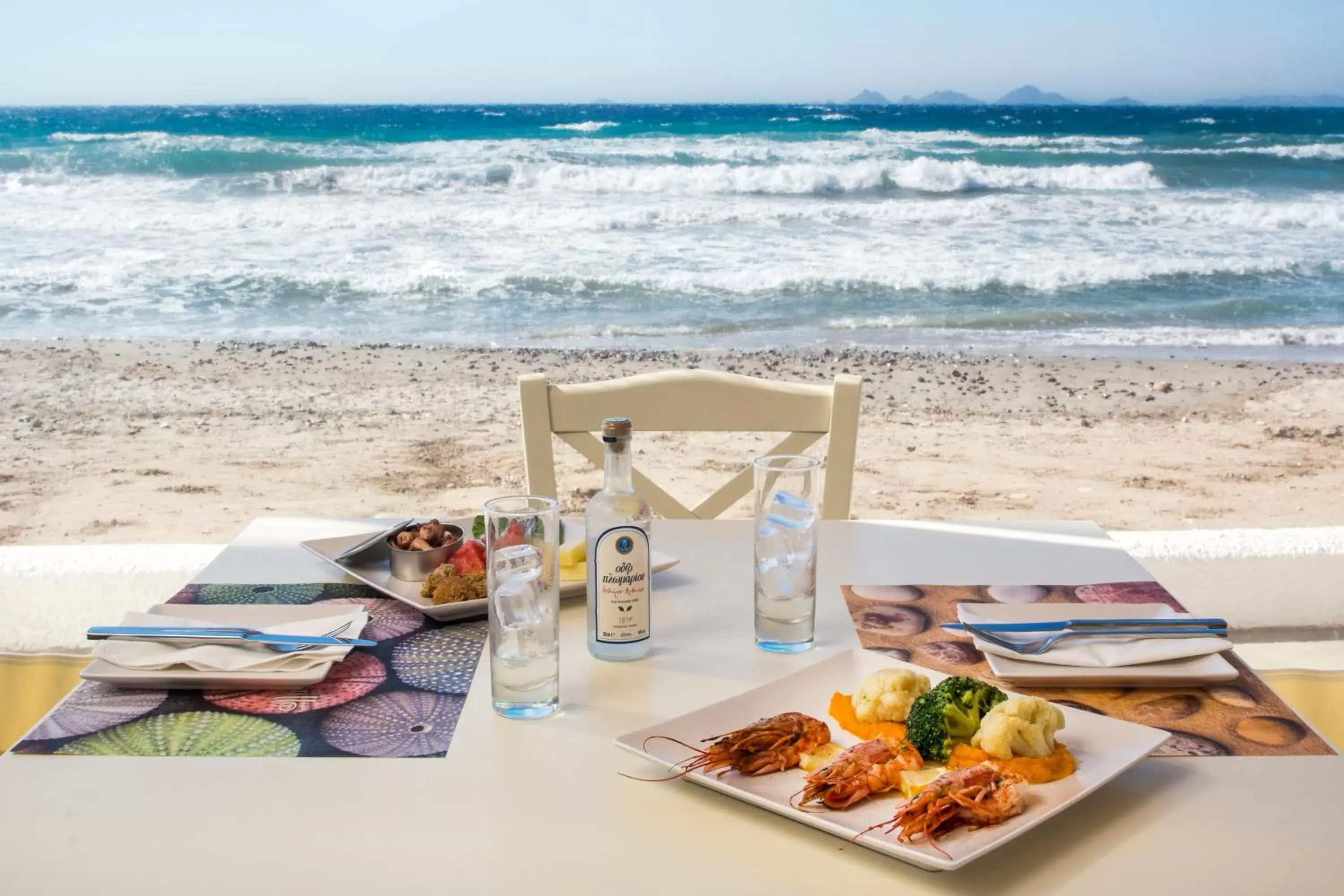 Restaurant/places to eat in The Aeolos Beach Hotel