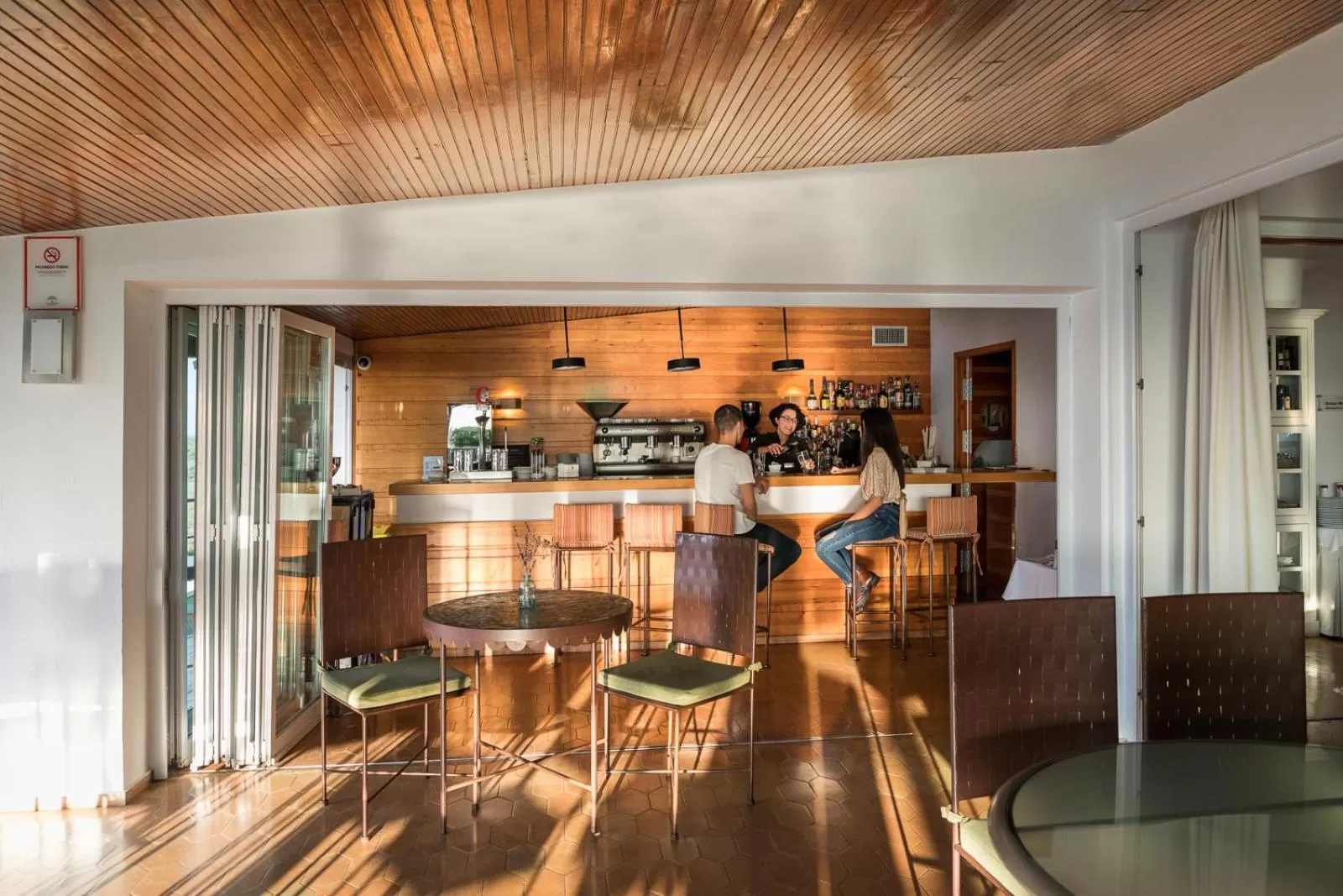 Lounge or bar in Parador de Ayamonte