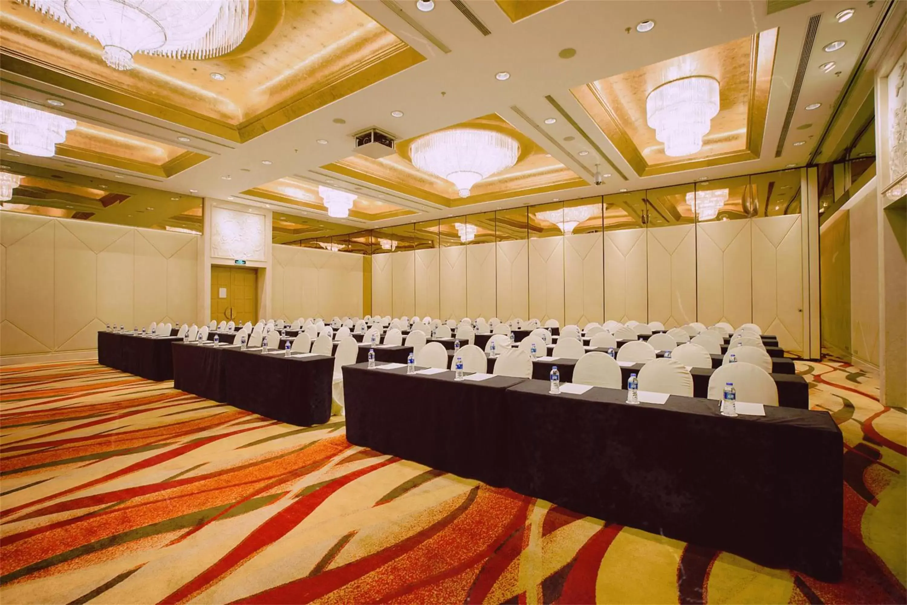 Banquet/Function facilities in Holiday Inn Shanghai Pudong, an IHG Hotel