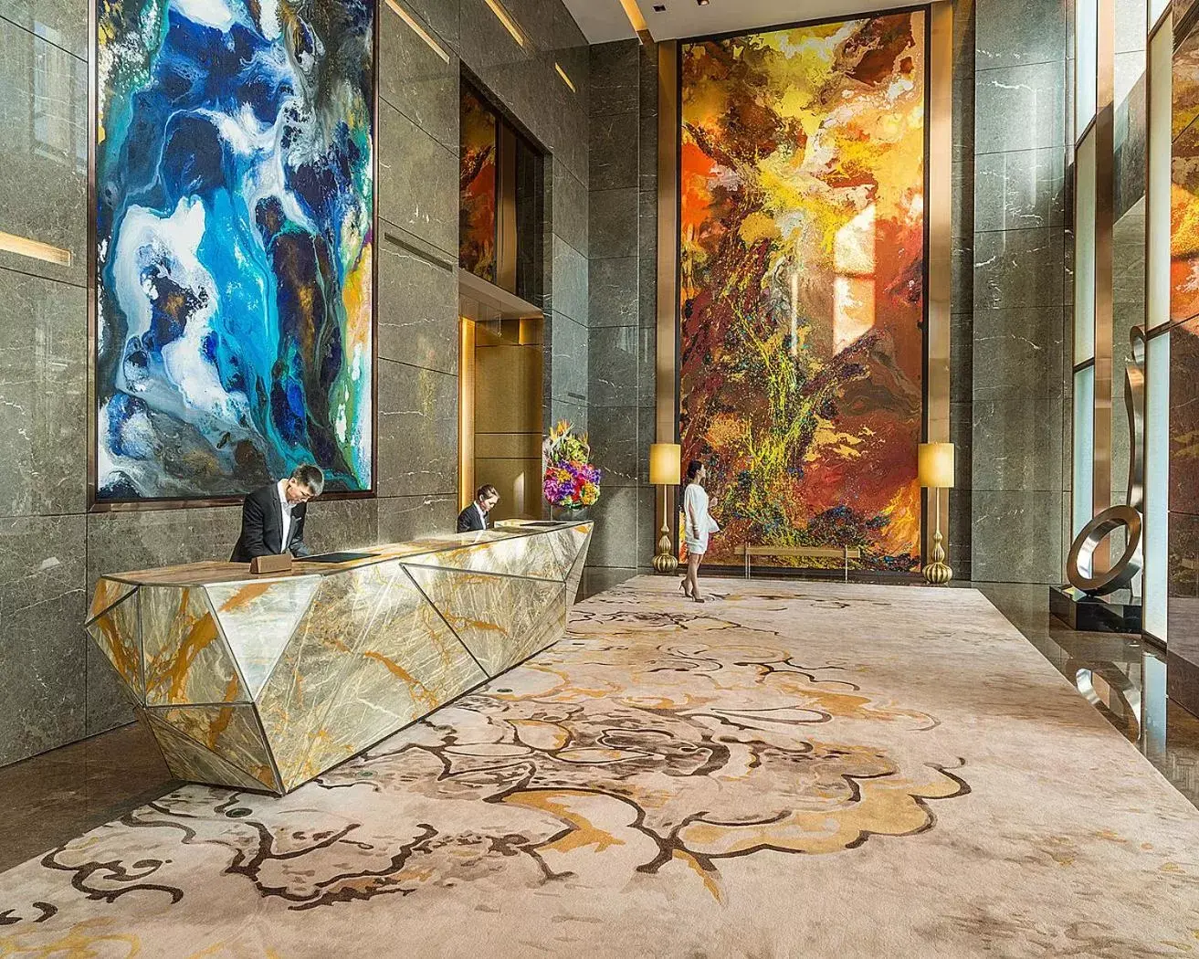 Lobby or reception in Four Seasons Hotel Shenzhen