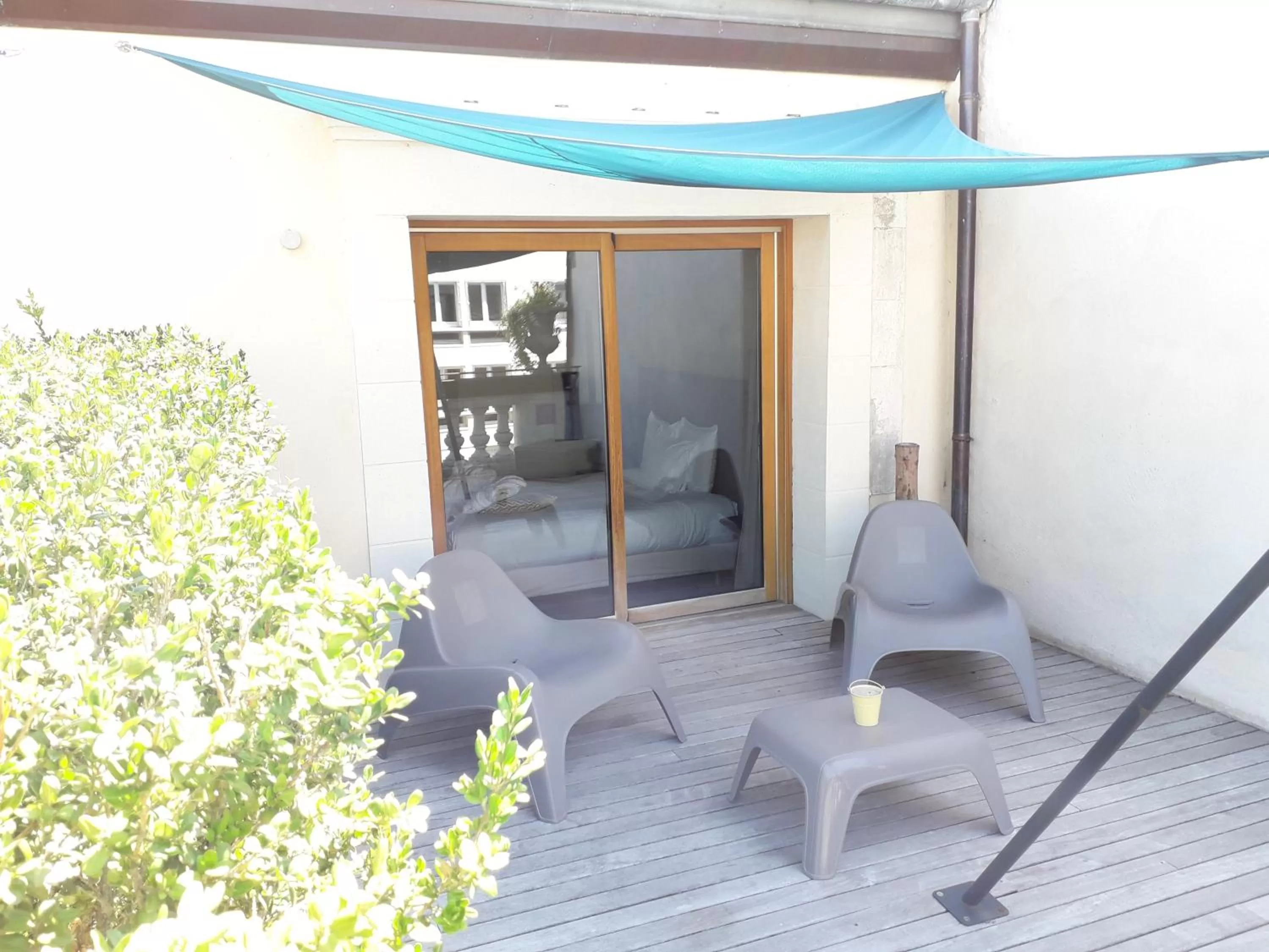 Balcony/Terrace in Logis Villa C Hôtel