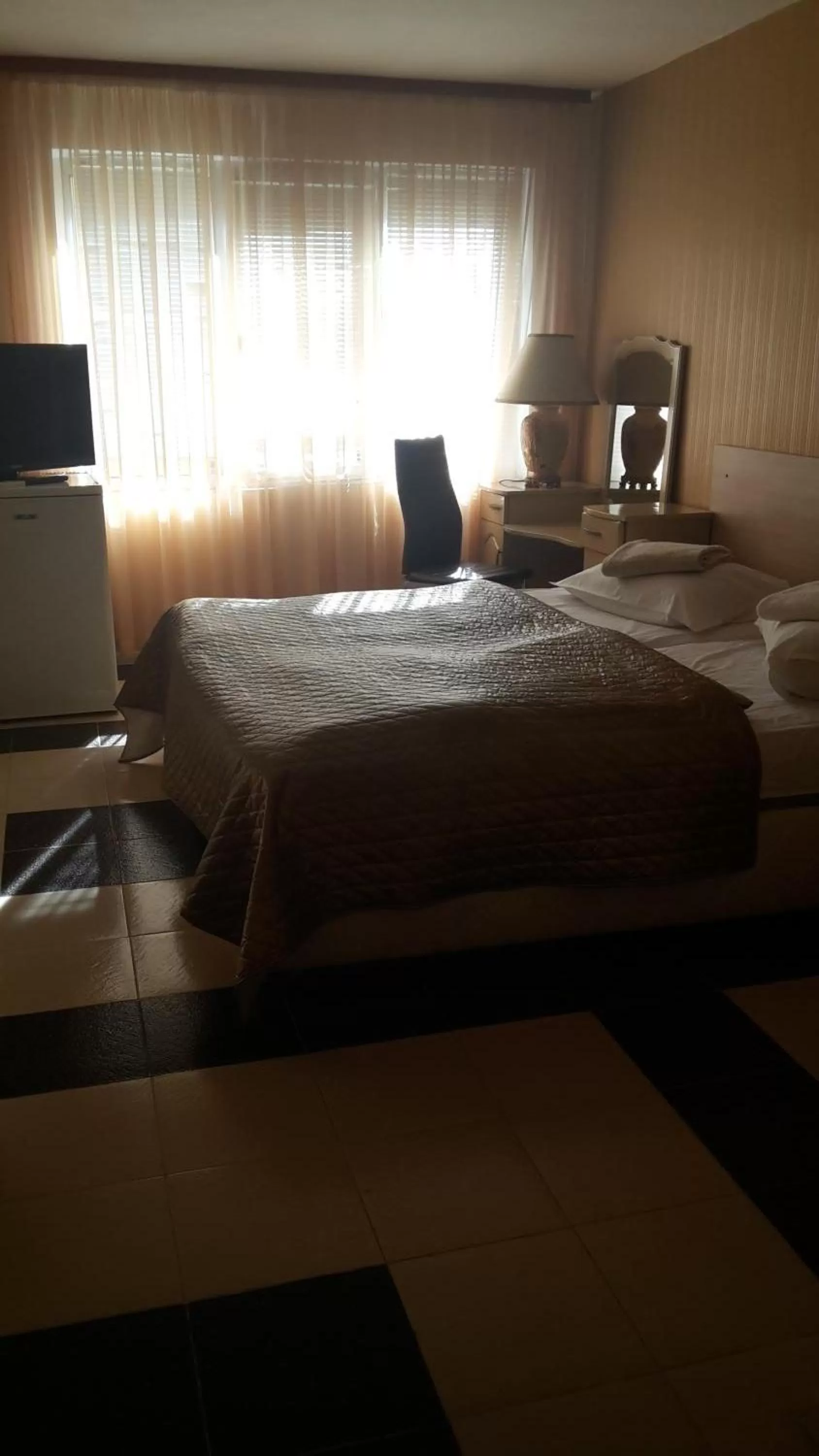 Photo of the whole room, Bed in Family Hotel Kartala