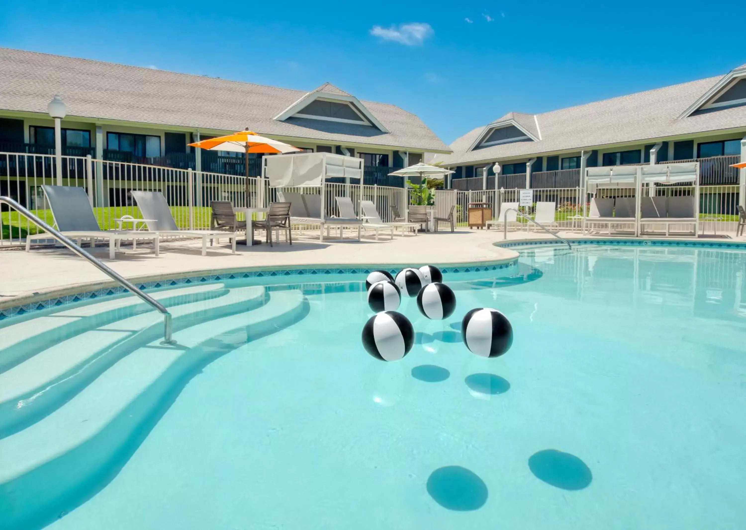 Property building, Swimming Pool in Carlsbad by the Sea Hotel