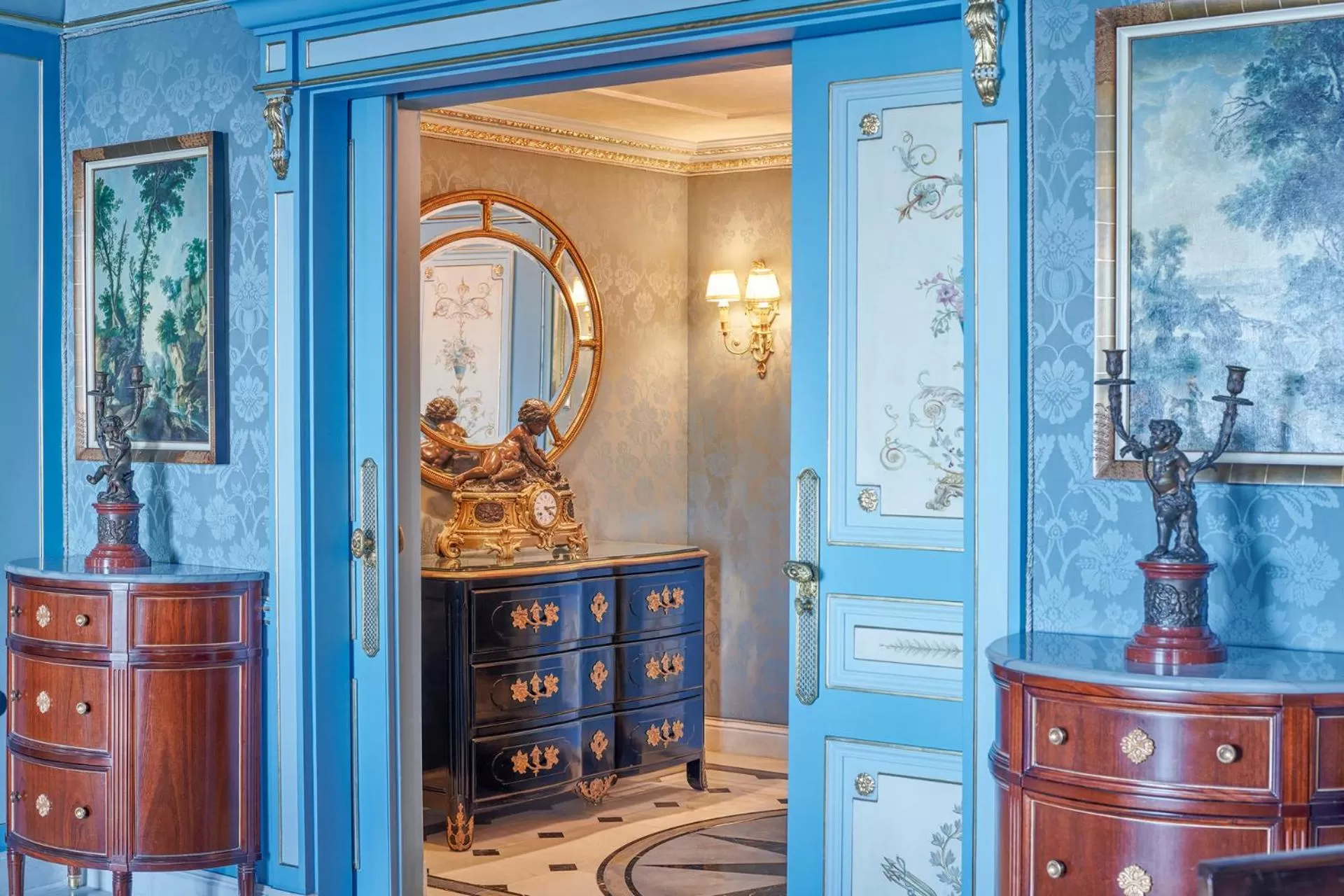 Decorative detail in Four Seasons Hotel Alexandria At San Stefano