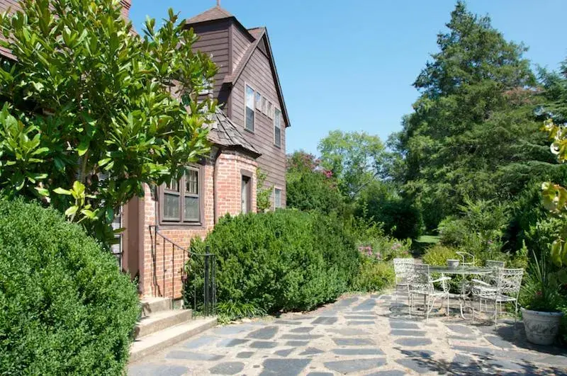 Patio, Property Building in Longacre Bed And Breakfast