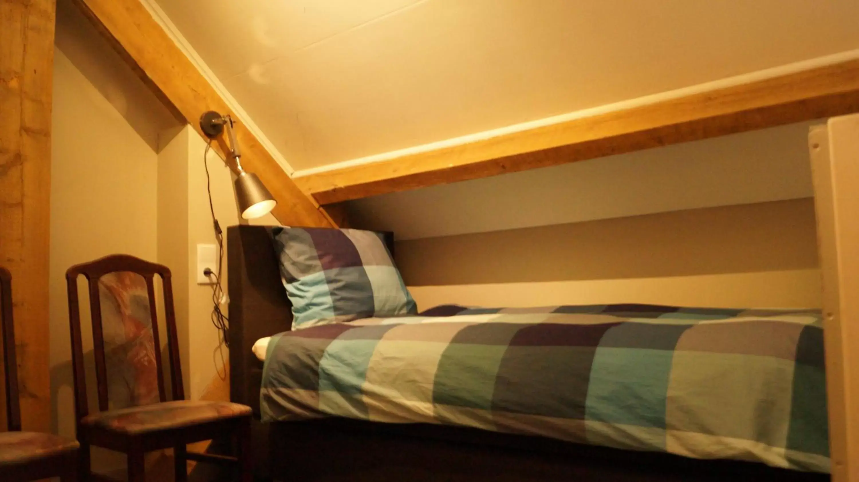 Bed, Bunk Bed in B&B Johannes-Hoeve