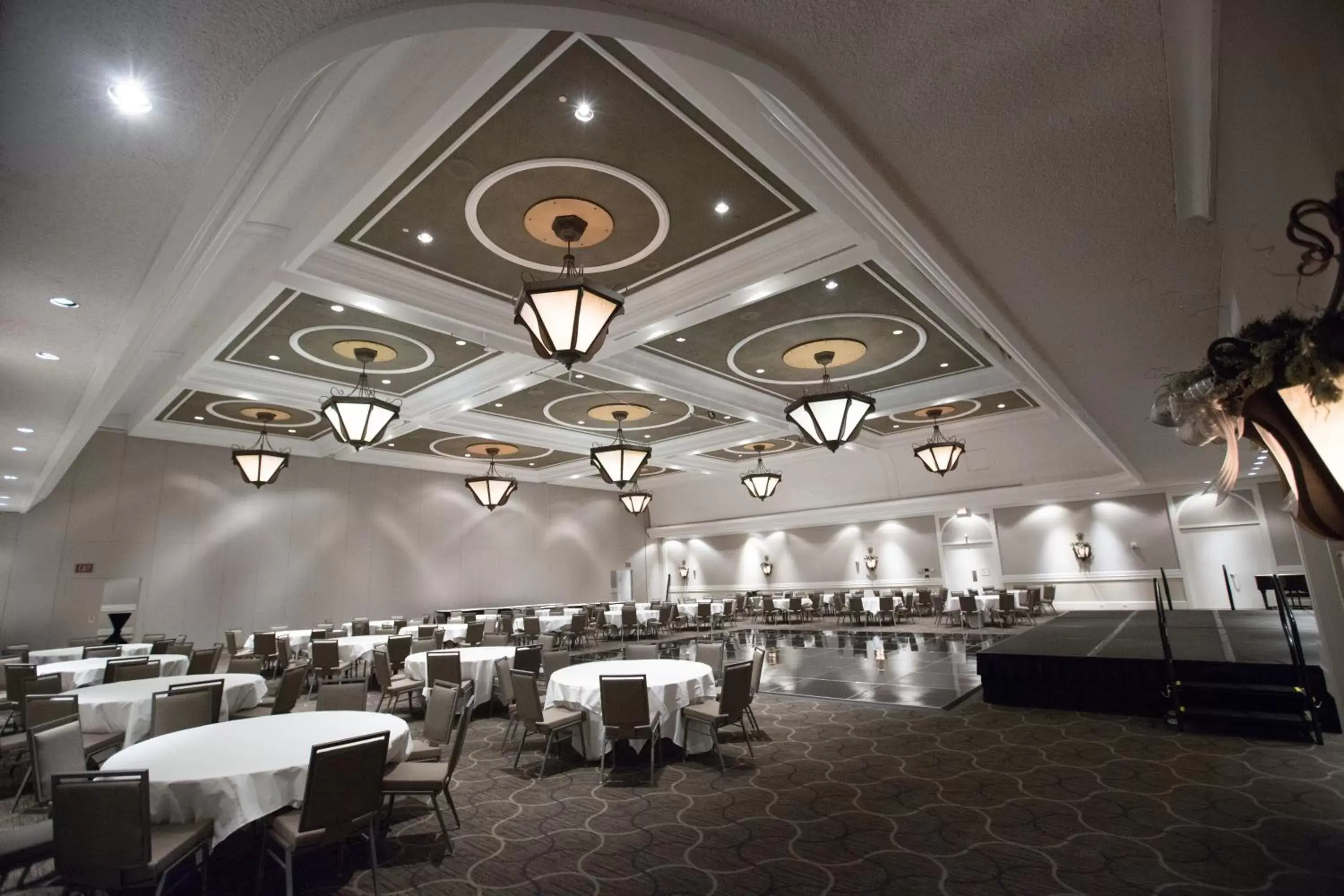 Banquet/Function facilities, Banquet Facilities in InterContinental St. Paul Riverfront, an IHG Hotel