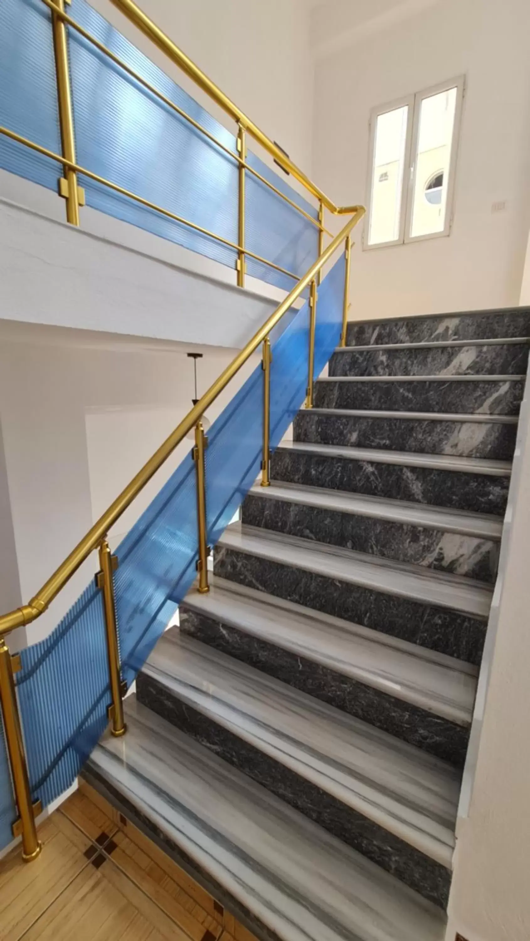 Twin Room with Bathroom in Hotel Brace Twin Room with Bathroom in Hotel Brace