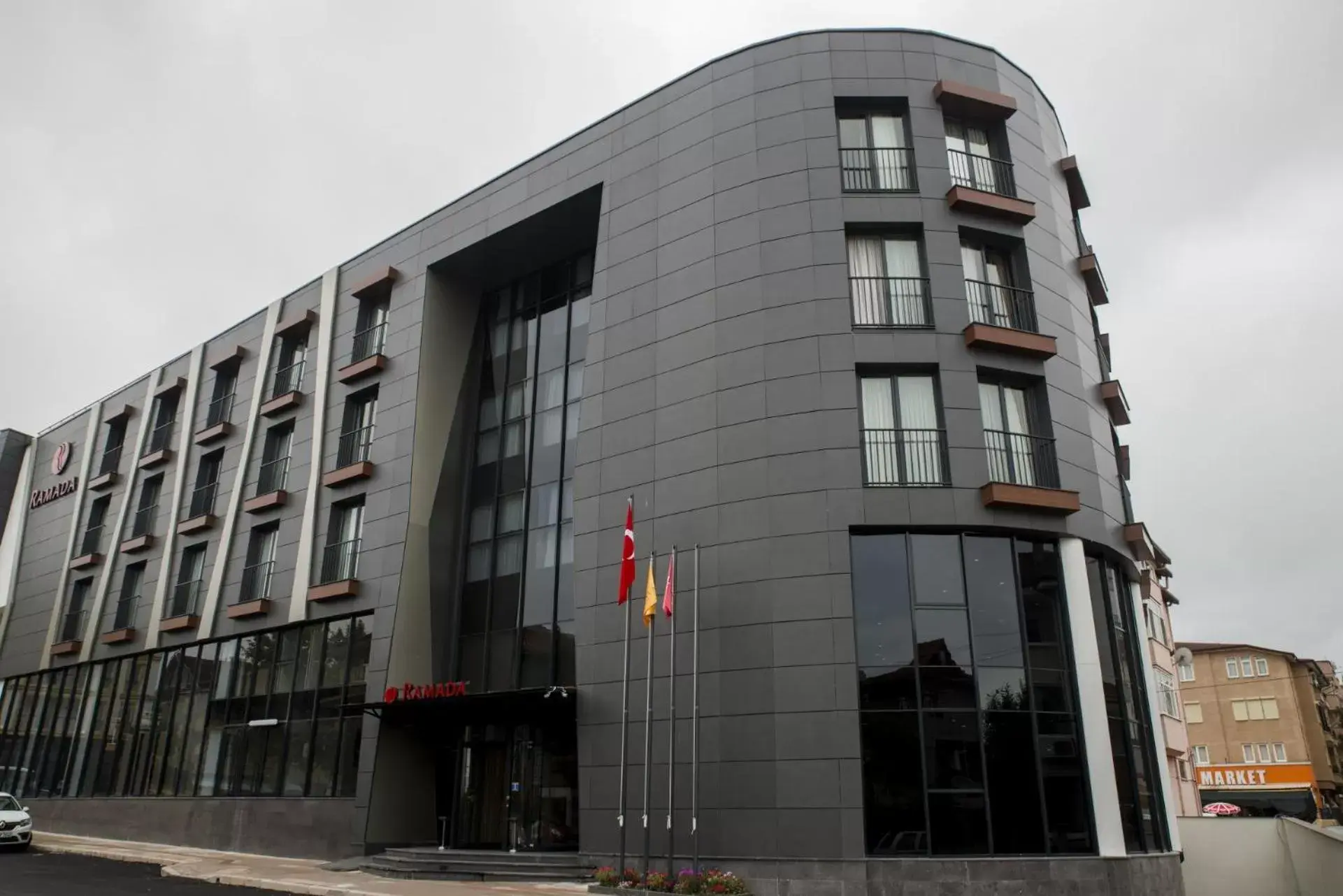 Facade/entrance in Ramada by Wyndham Sakarya Hendek Facade/entrance in Ramada by Wyndham Sakarya Hendek