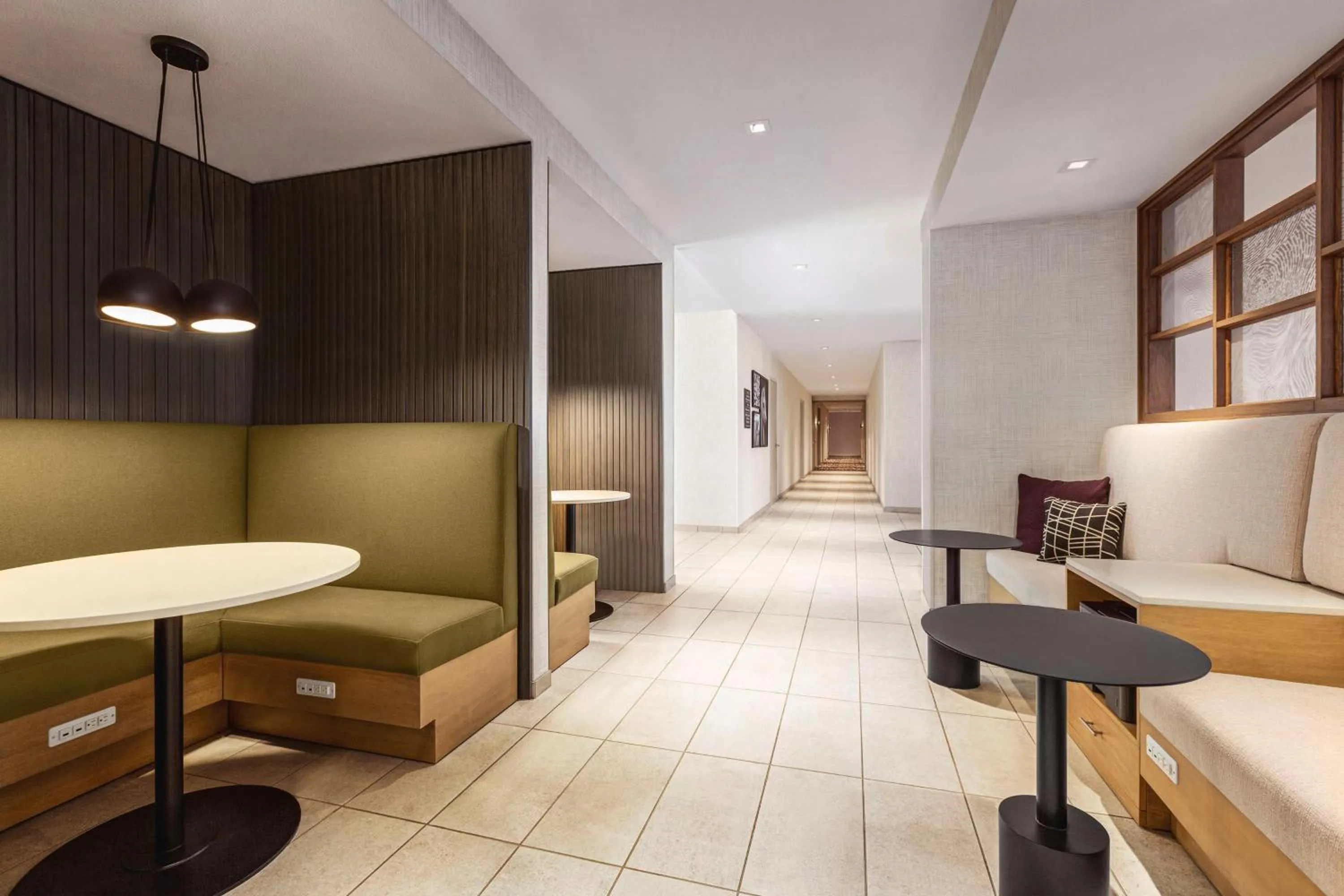 Meeting/conference room in Hampton Inn Stockton, Ca