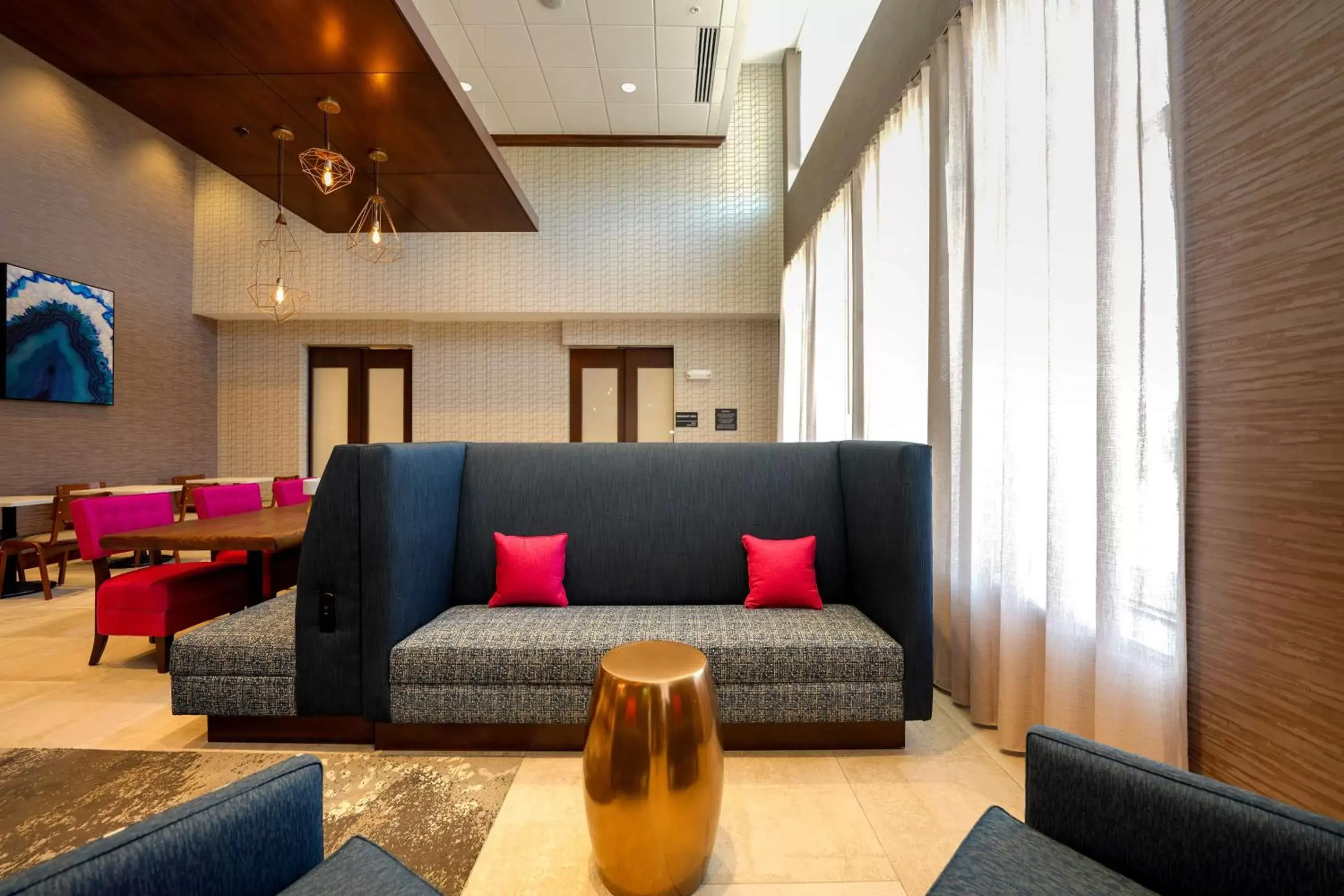 Lobby or reception, Seating Area in Hampton Inn & Suites Aurora South, Co