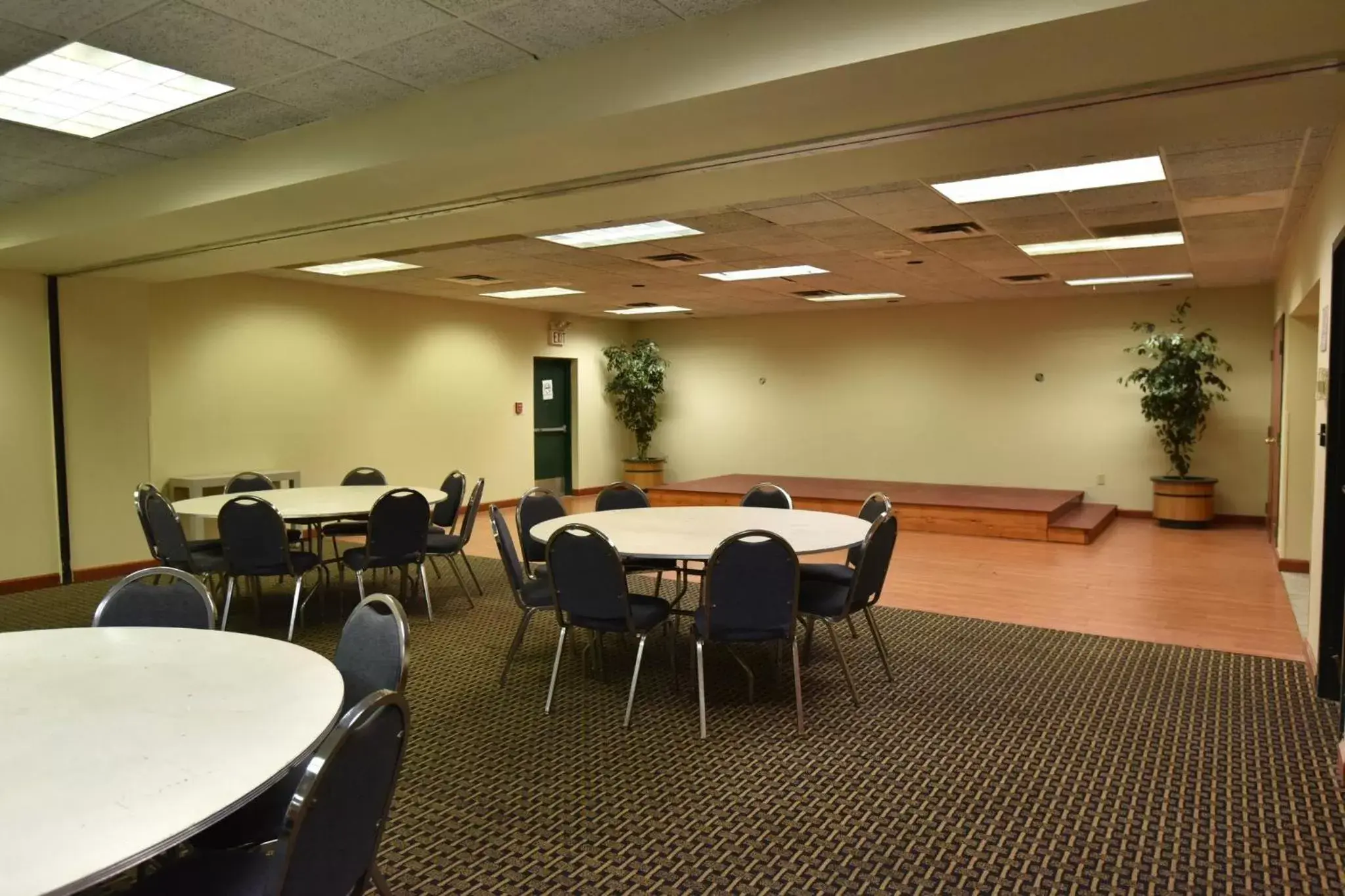 Meeting/conference room in Red Roof Inn Lexington - Winchester