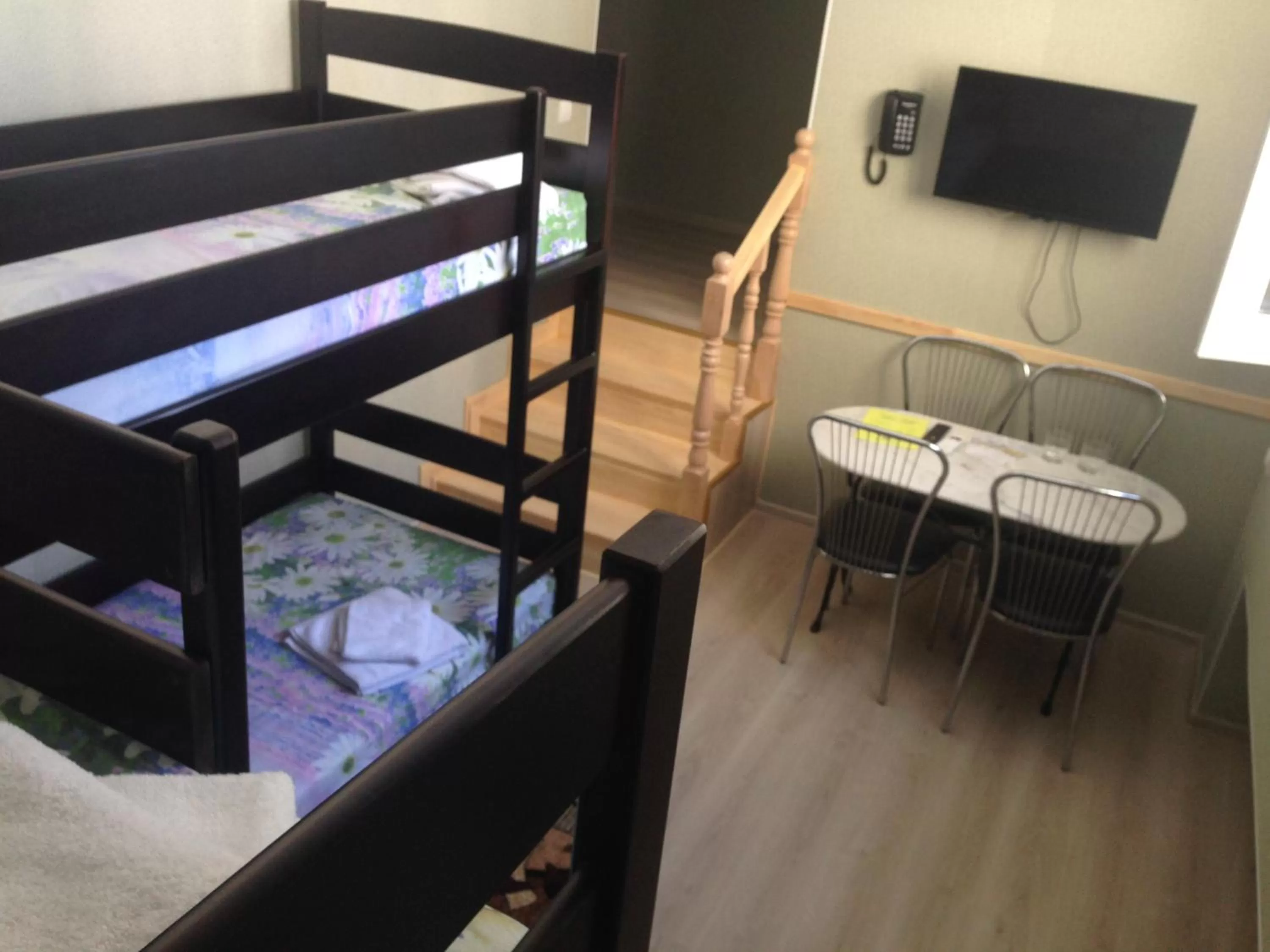 Restaurant/places to eat, Bed in Galian Hotel