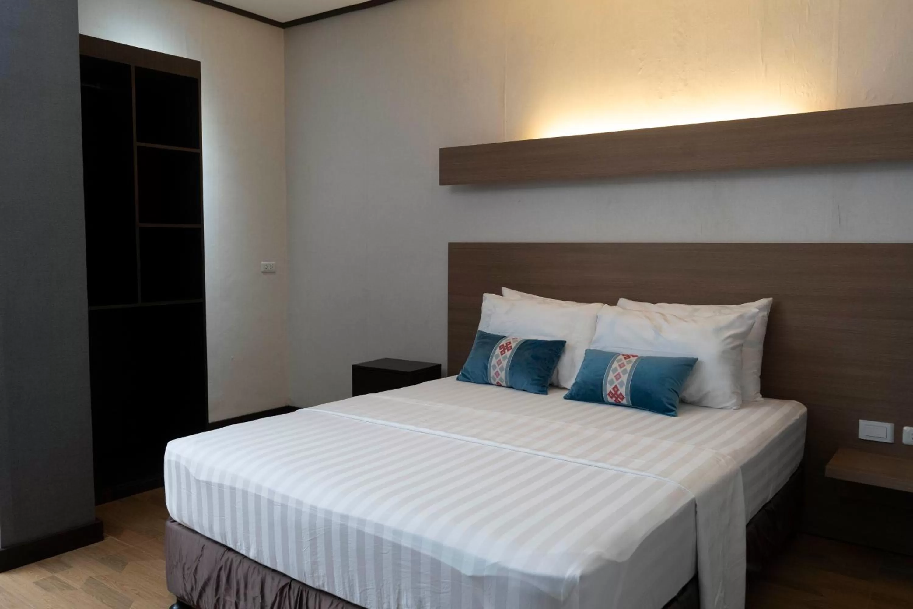 Bedroom, Bed in Adela Resort Panglao