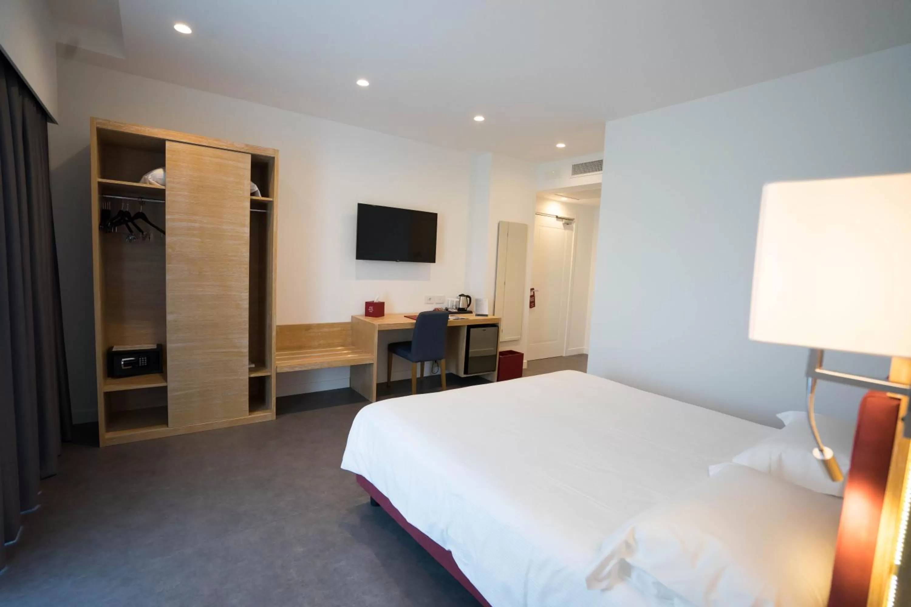 Bedroom, Bed in PM Hotel