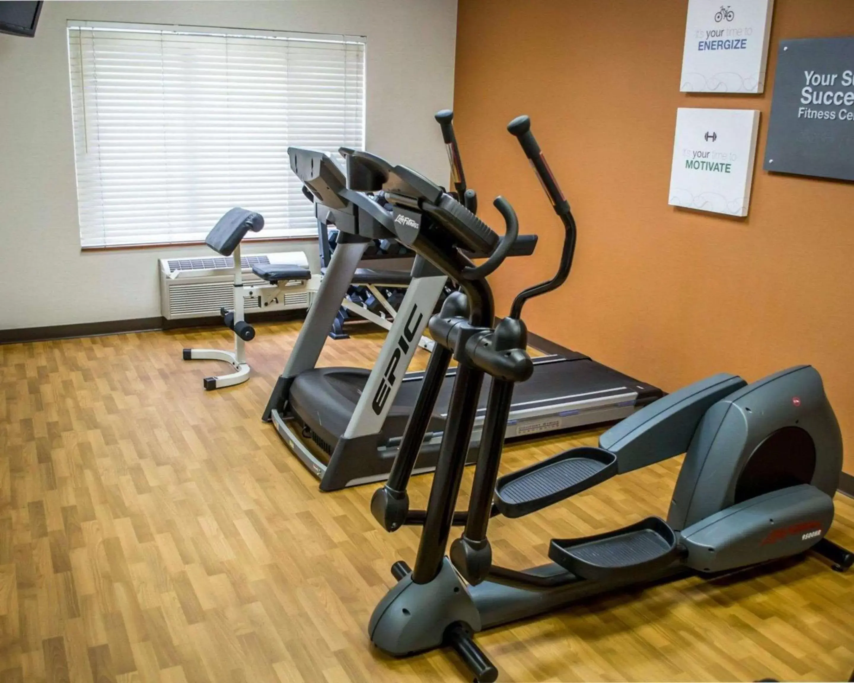 Fitness centre/facilities, Fitness Center/Facilities in Comfort Suites Portland Southwest