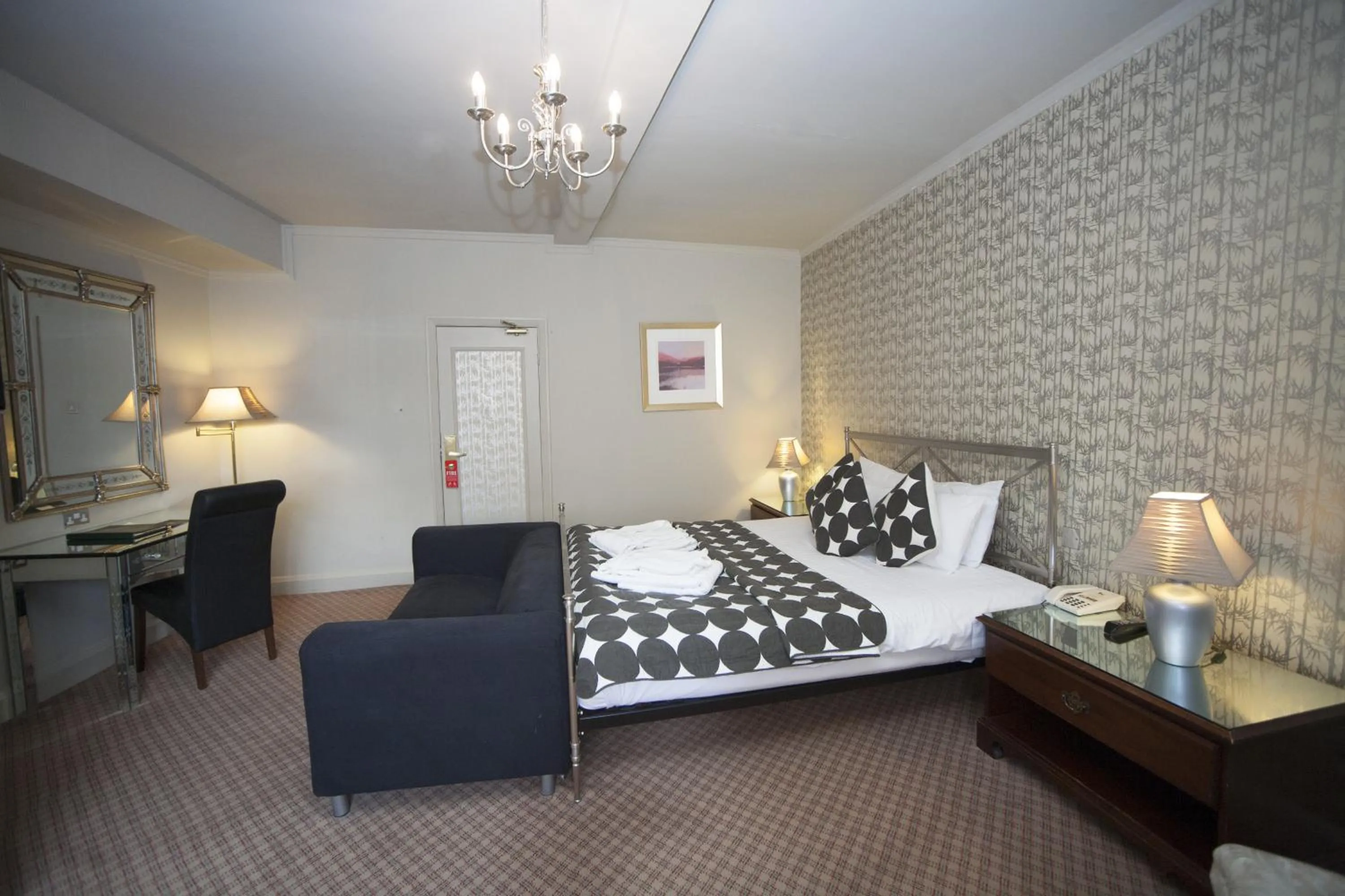 Photo of the whole room, Bed in The Lion Hotel Shrewsbury