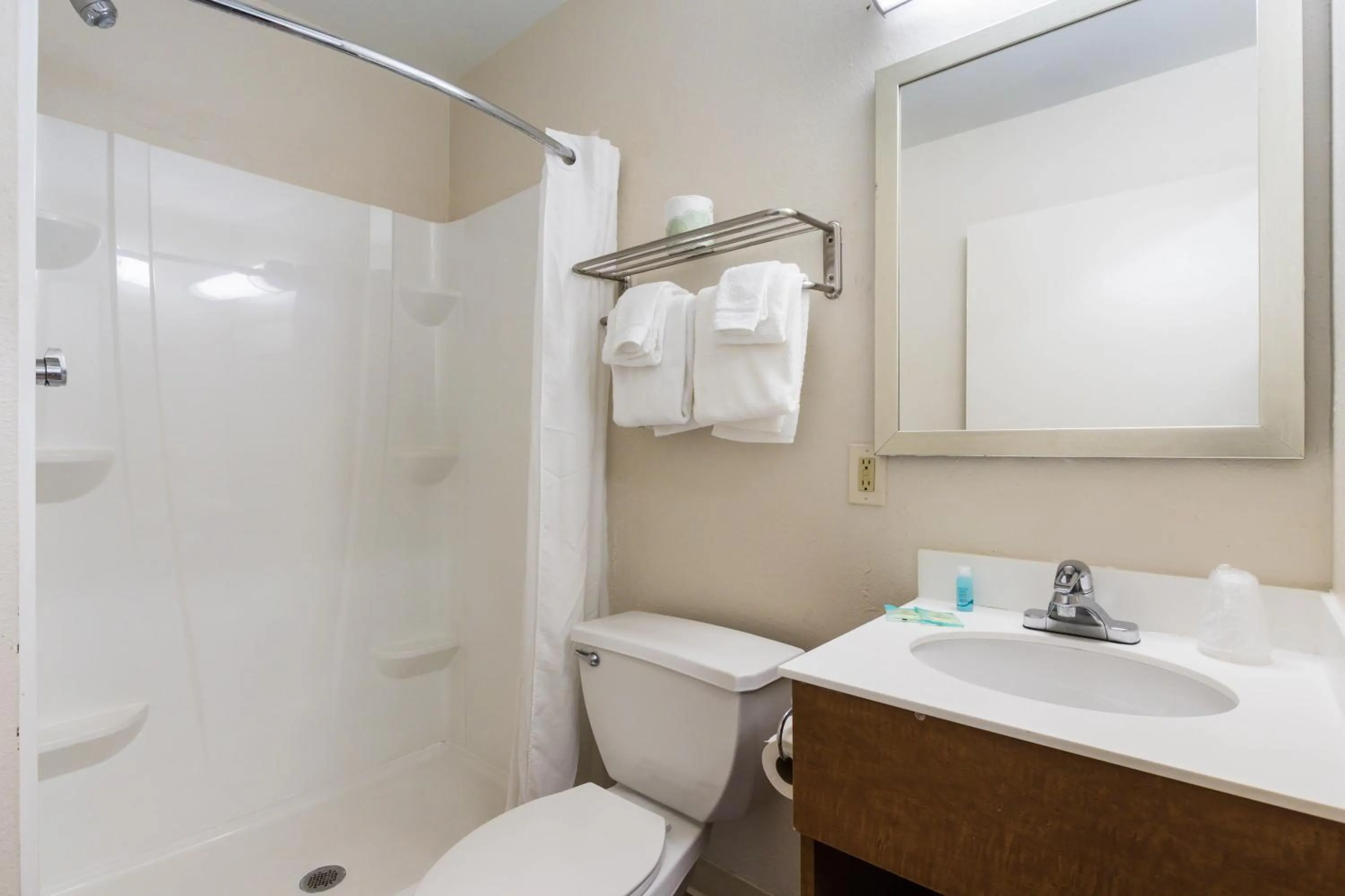 Bathroom in HomeTowne Studios by Red Roof Fort Lauderdale