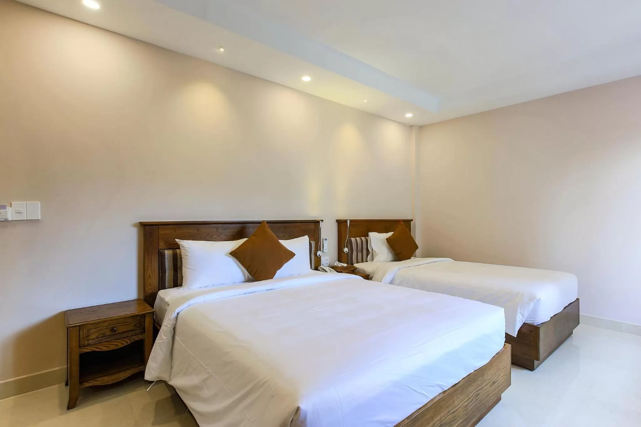 Bed in Hoang Lan Hotel