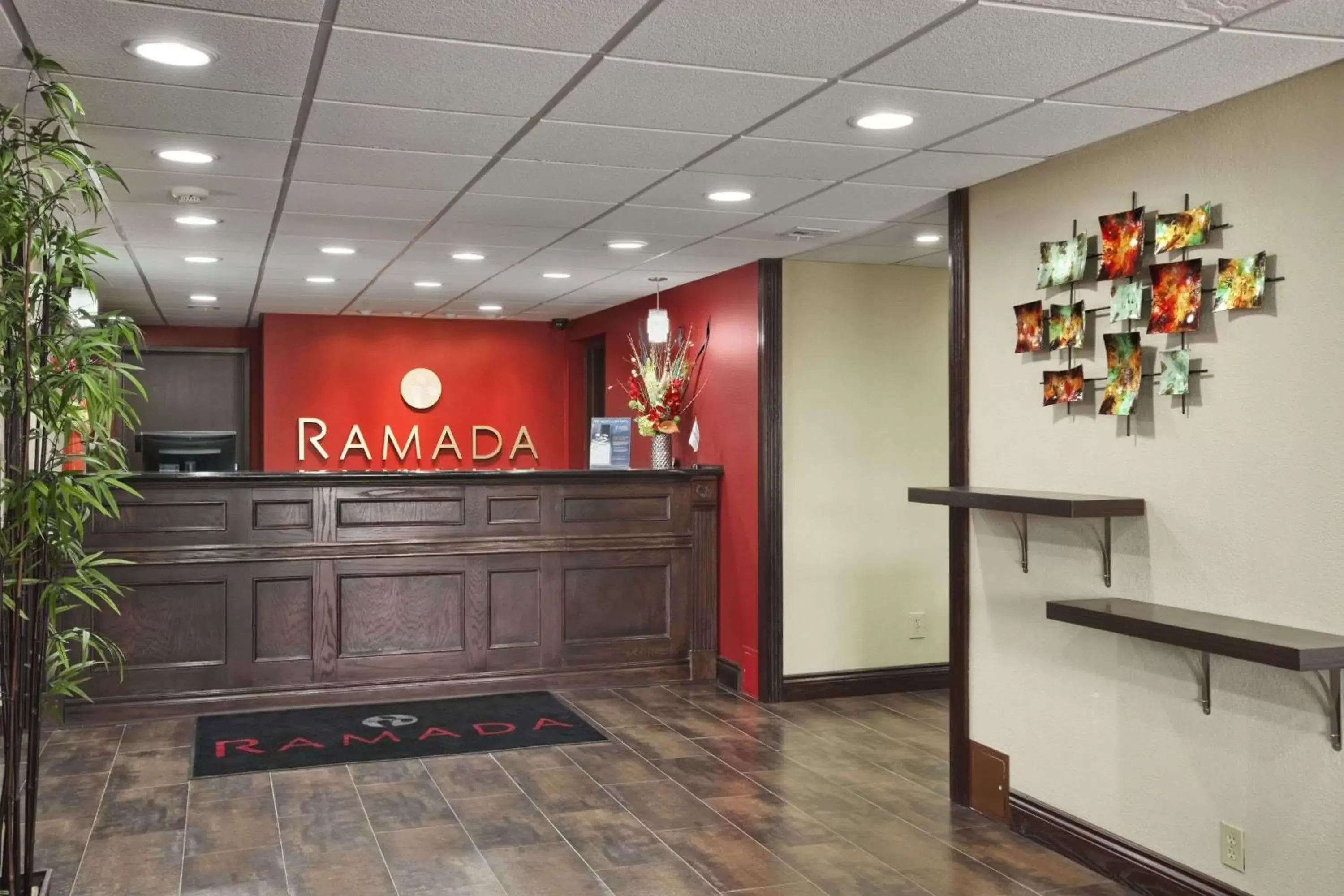 Lobby or reception, Lobby/Reception in Ramada by Wyndham Tulsa