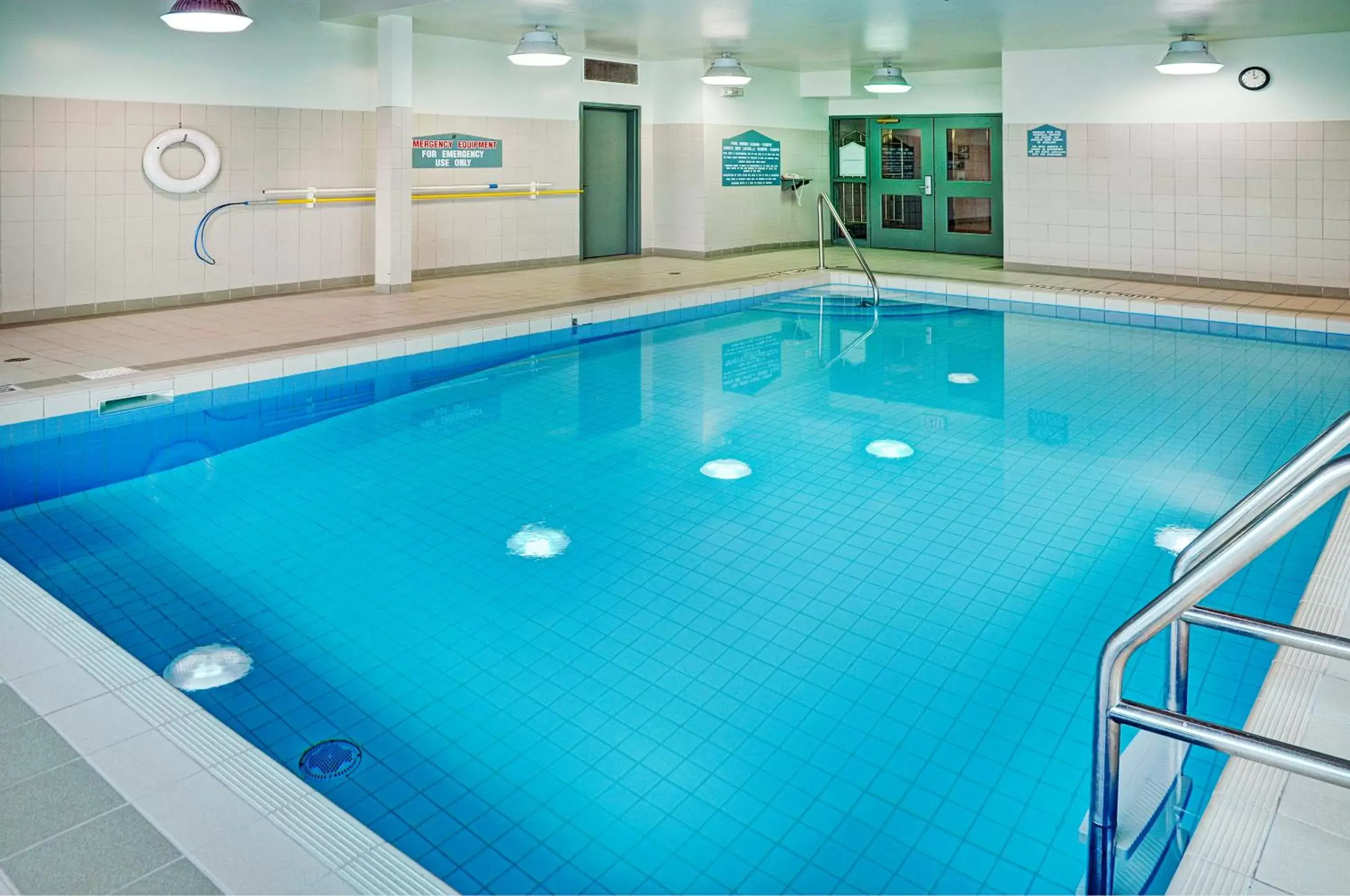 Swimming pool in Coastal Inn Halifax - Bayers Lake Swimming pool in Coastal Inn Halifax - Bayers Lake