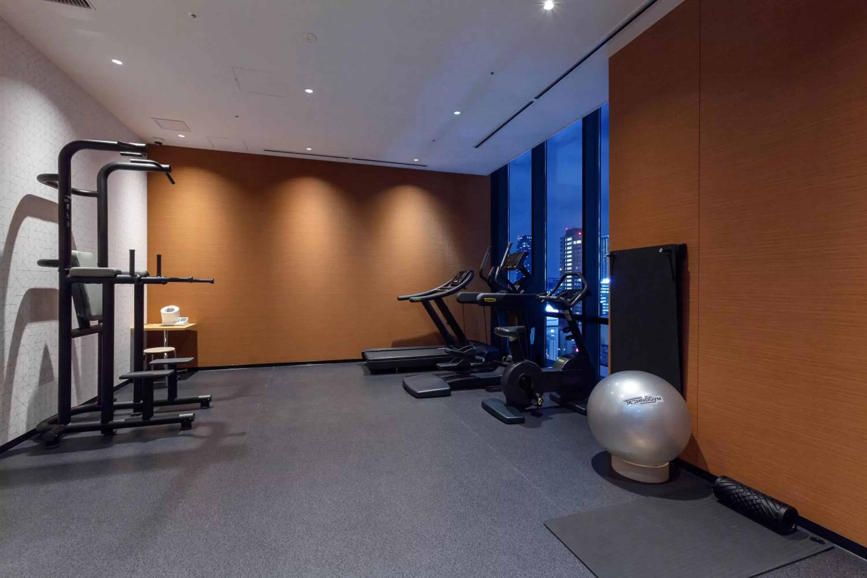 Fitness centre/facilities, Fitness Center/Facilities in Osaka Excel Hotel Tokyu