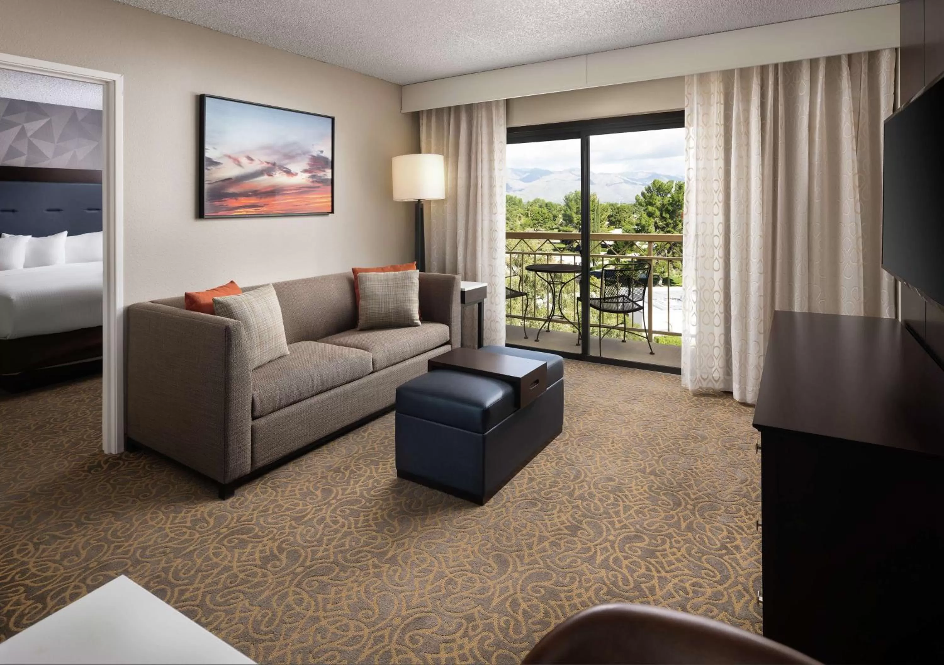 Bedroom, Bed in Embassy Suites by Hilton Tucson East