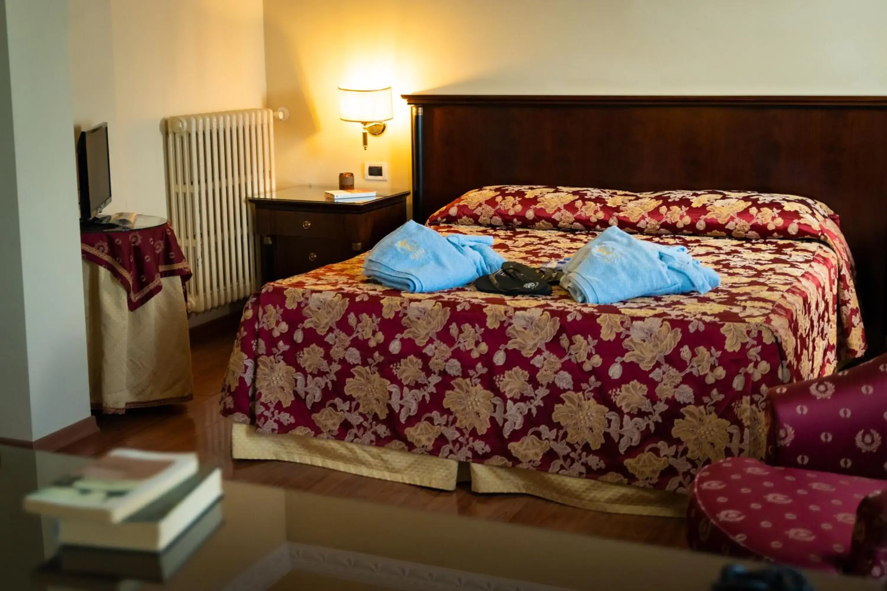 Bedroom, Bed in Hotel Terme Salus