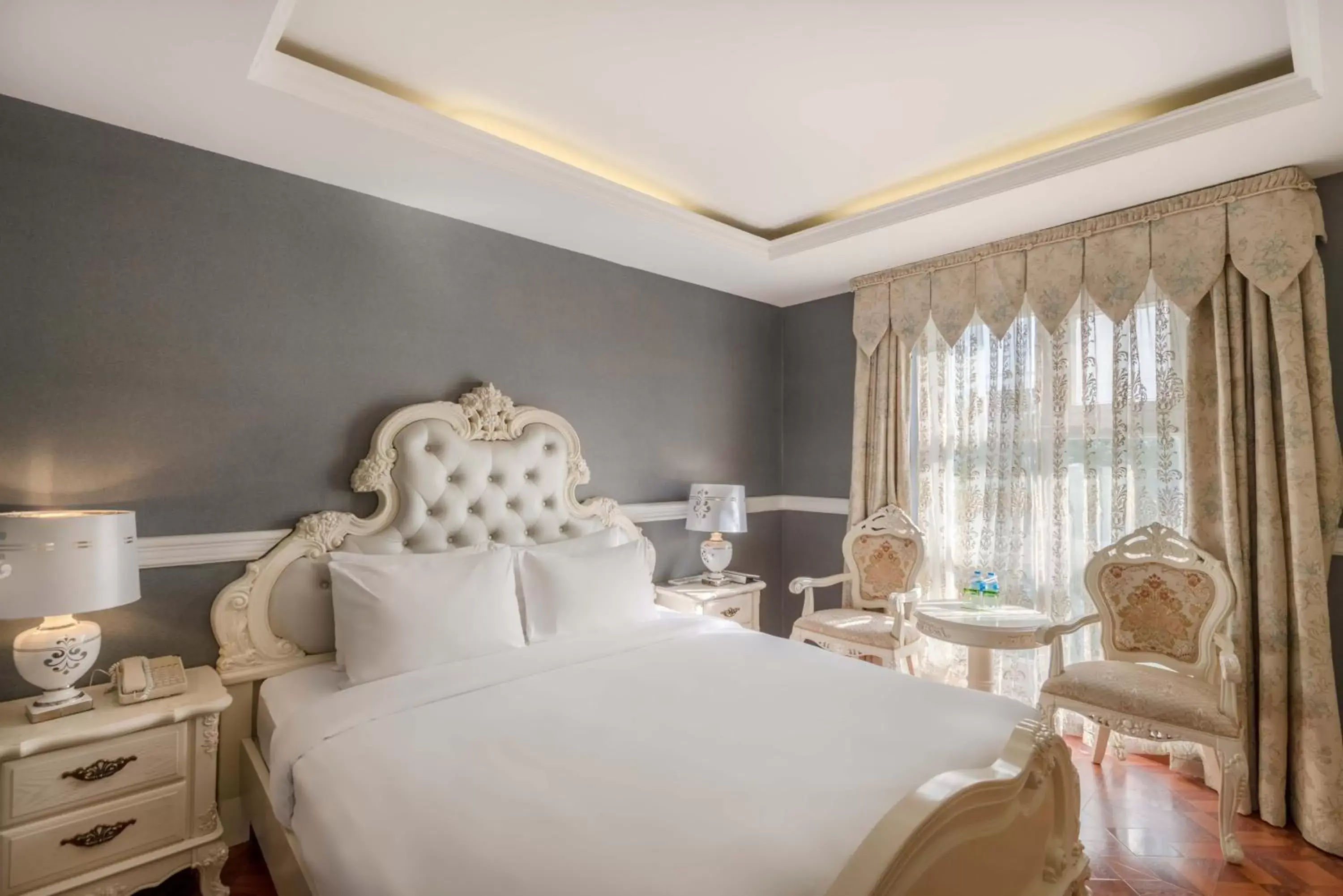 Bedroom, Bed in A&EM 280 Le Thanh Ton Hotel & Spa