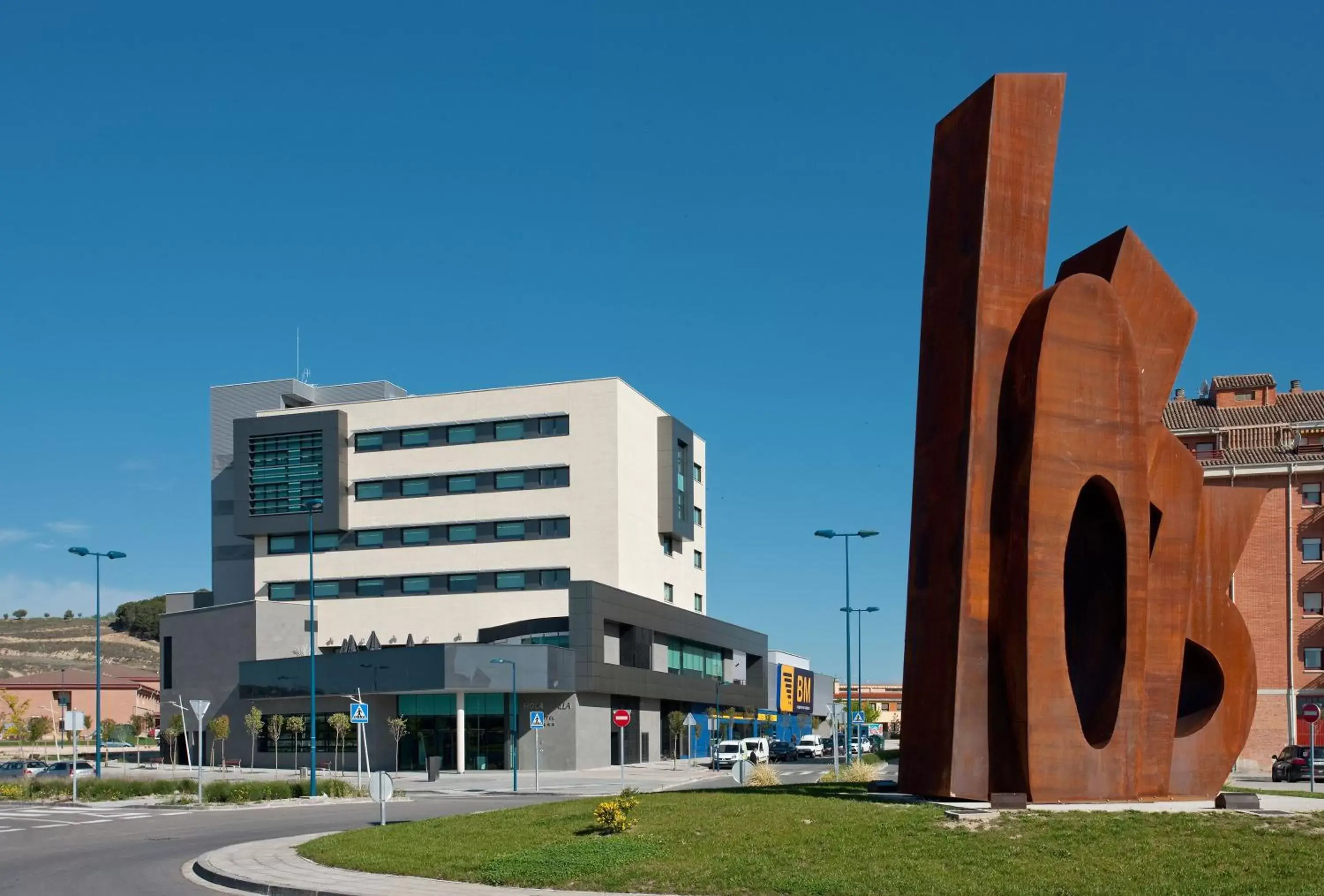 Facade/entrance, Property Building in Sercotel Hola Tafalla