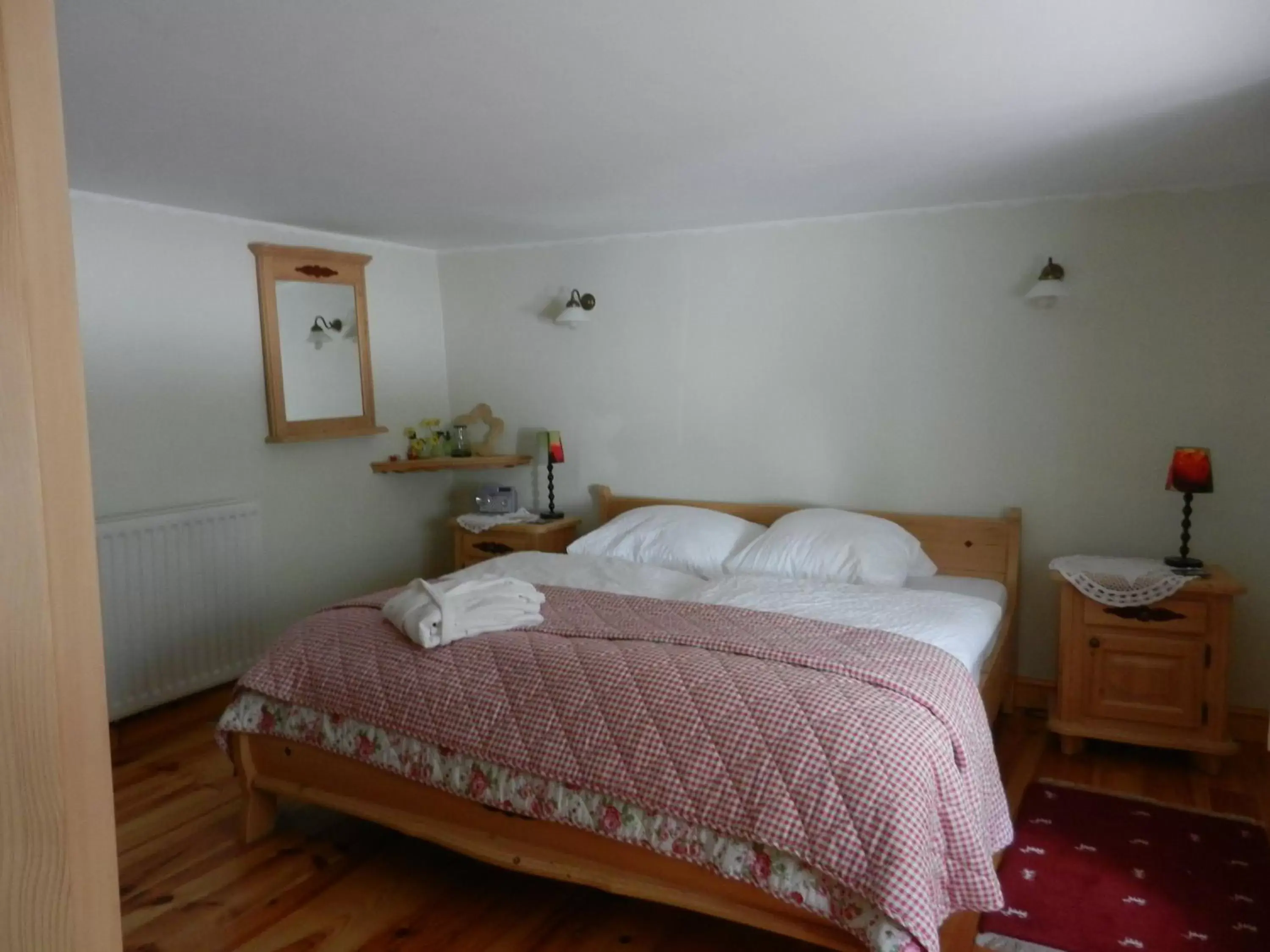 Bedroom, Bed in Armidale Cottages B&B