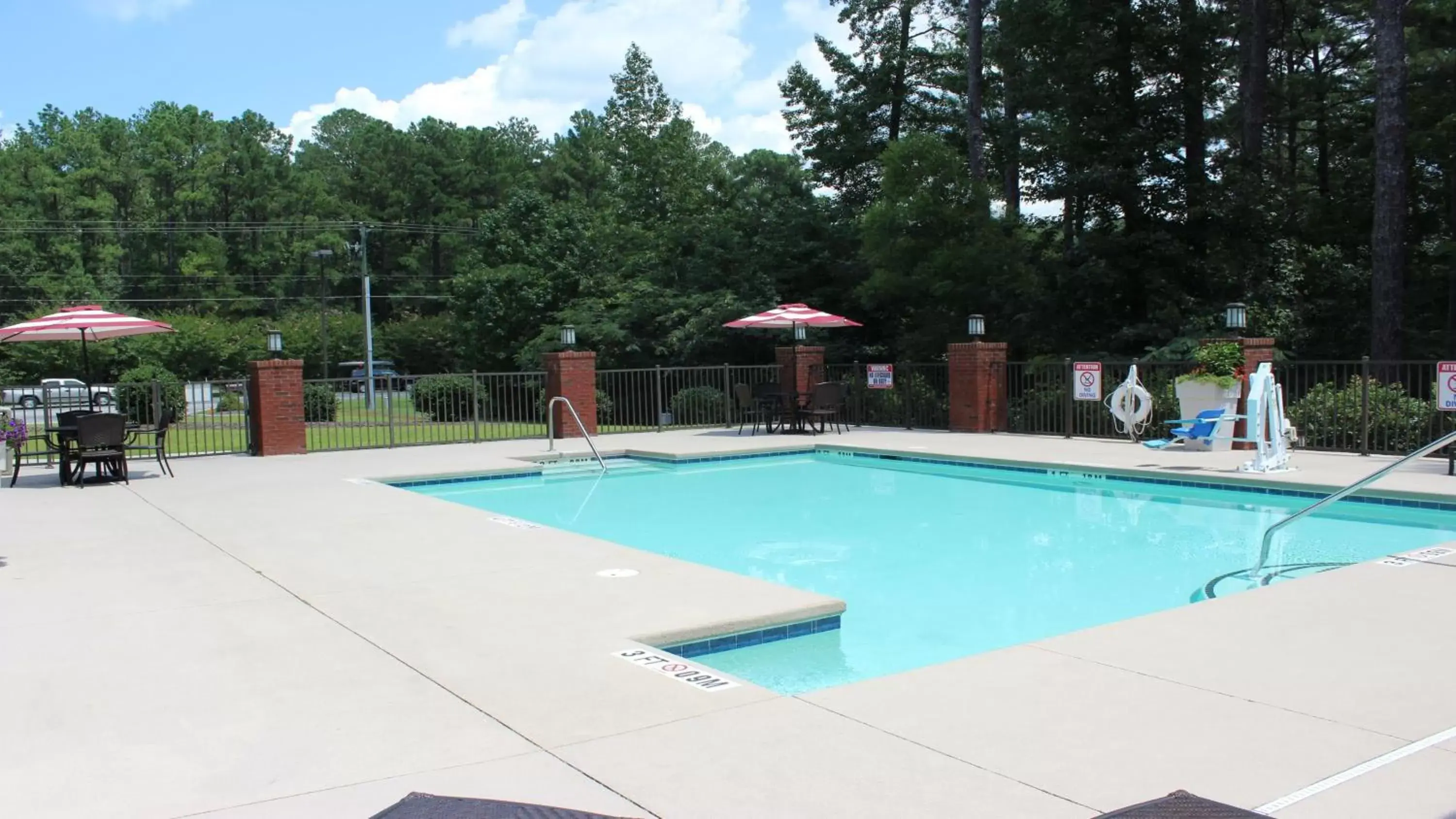 Swimming Pool in Holiday Inn Express Hotels & Suites Rockingham West, an IHG Hotel