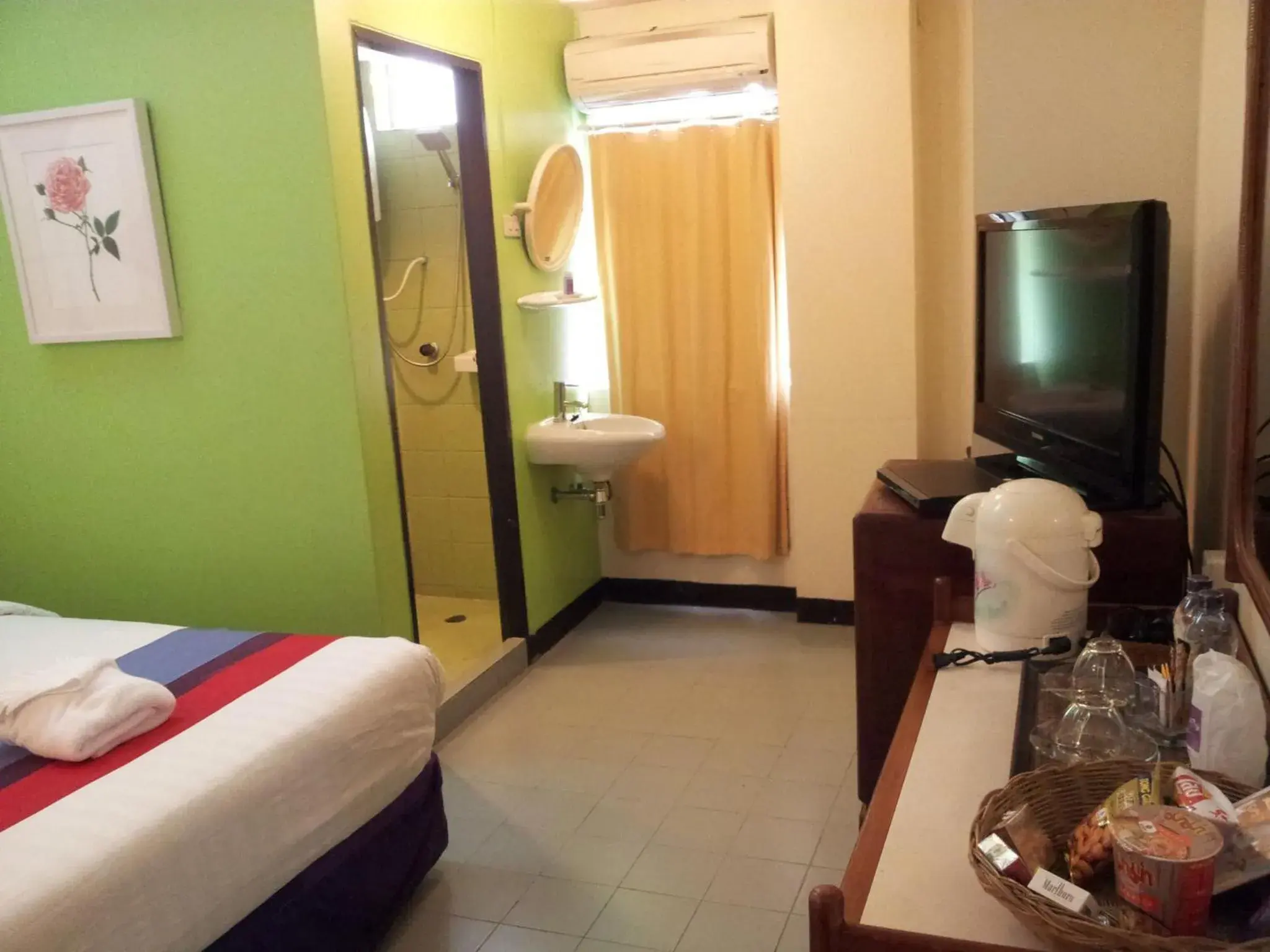 Bedroom, Bed in Sawasdee Sukhumvit Inn Bedroom, Bed in Sawasdee Sukhumvit Inn