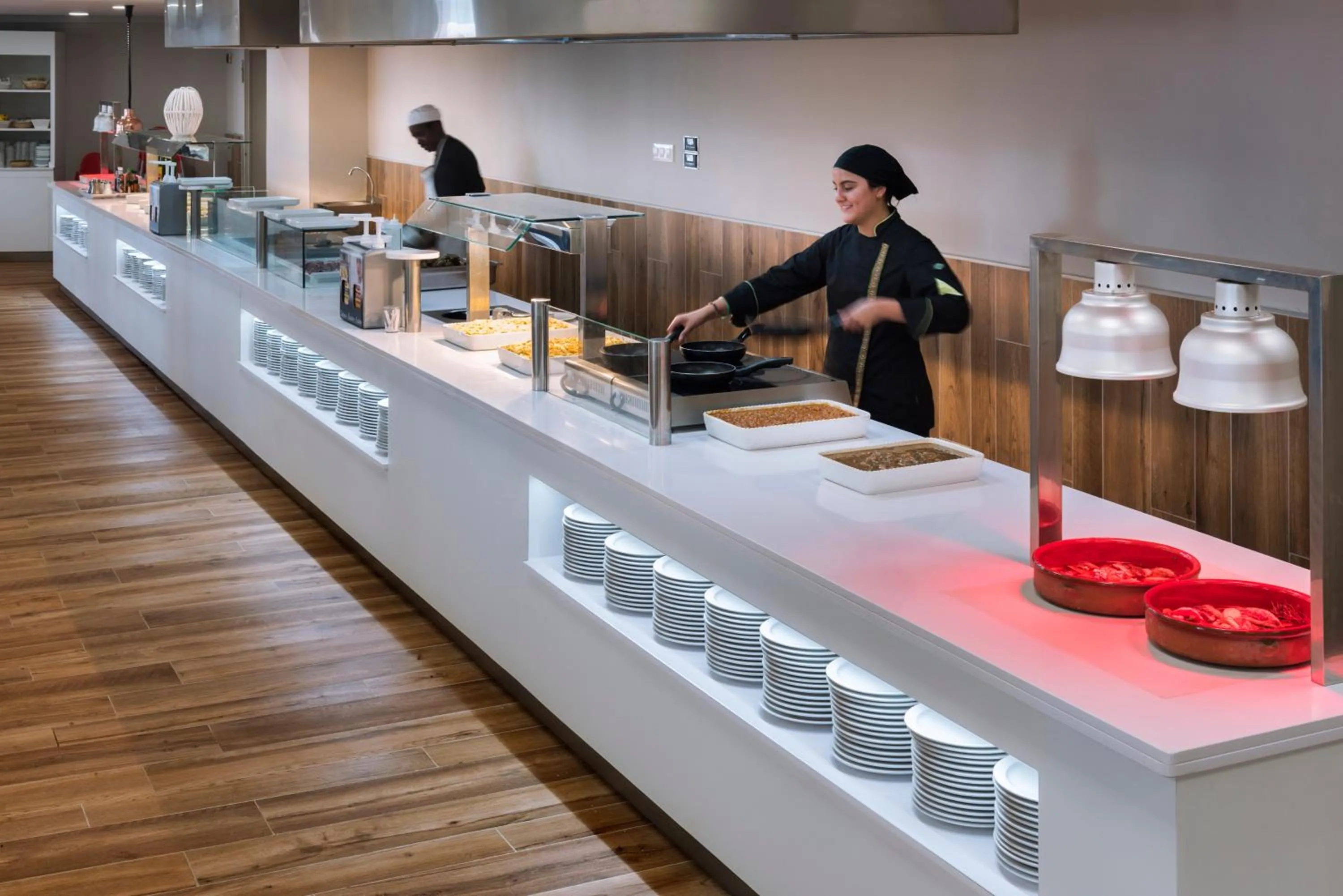 Restaurant/places to eat in Hotel Oasis Park Splash