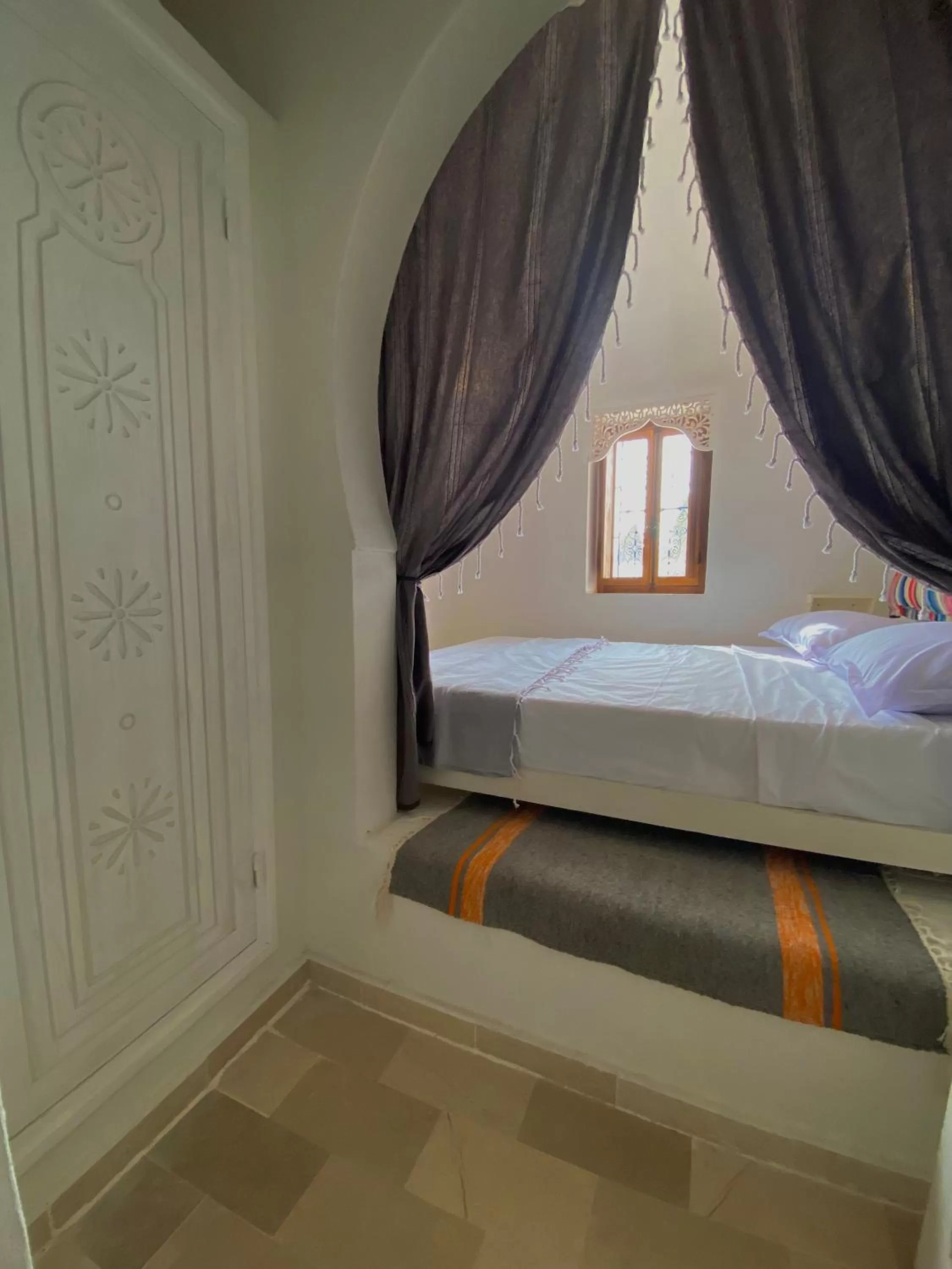 Bed in Djerba Authentique