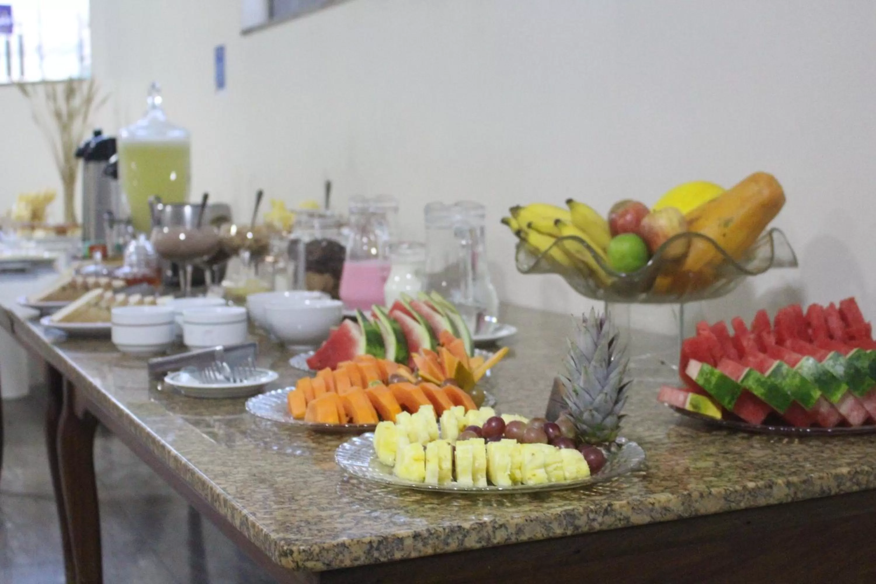 Buffet breakfast in Hotel Oscar Blue Montes Claros