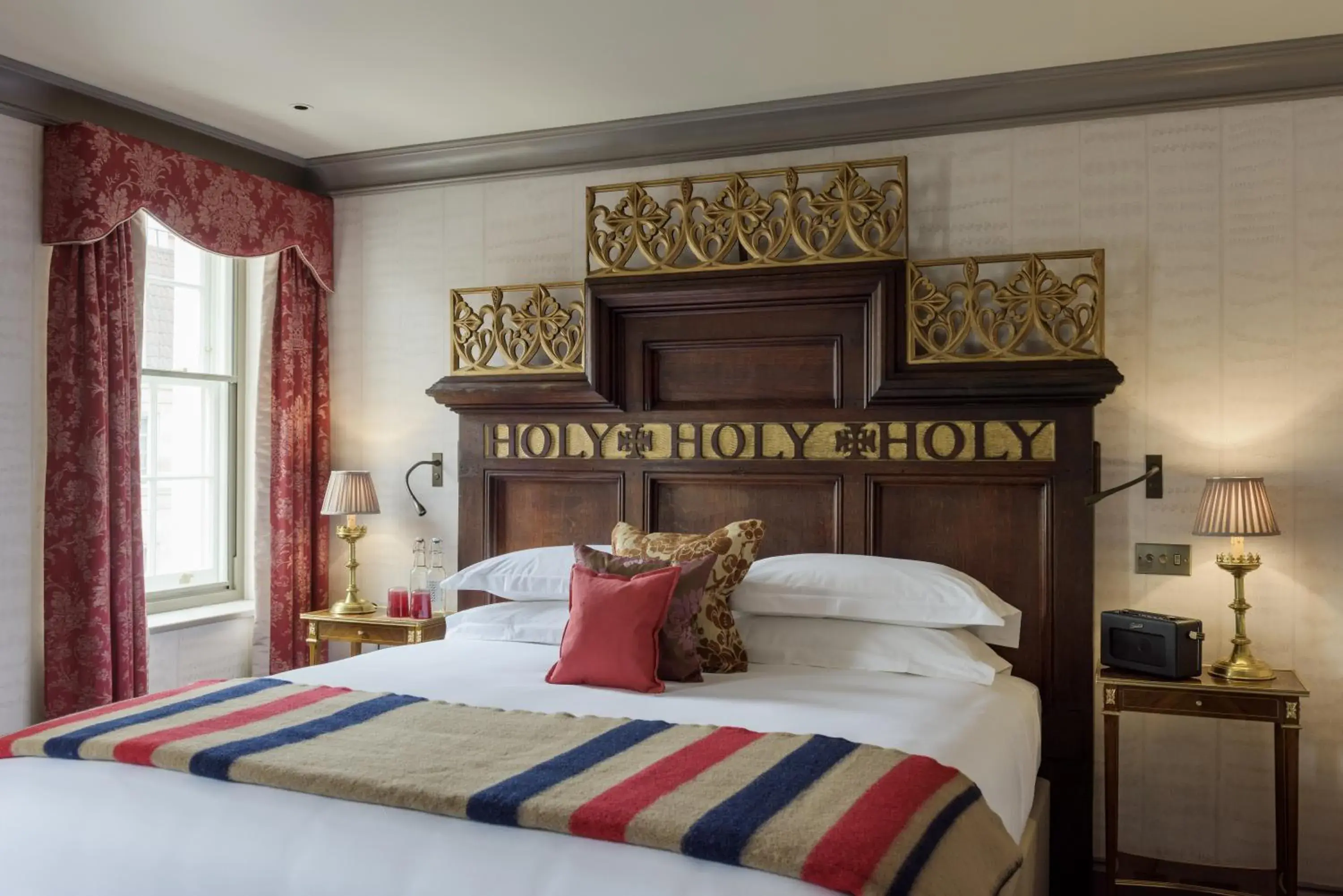 Bed in The Zetter Townhouse Marylebone